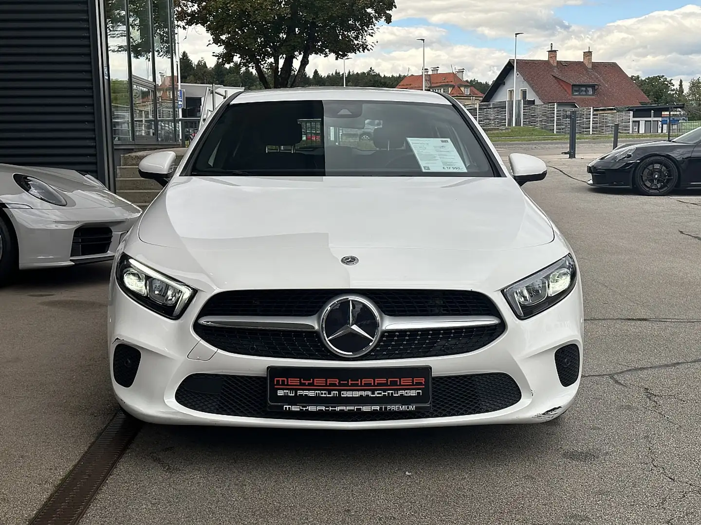 Mercedes-Benz A 180 d Weiß - 2