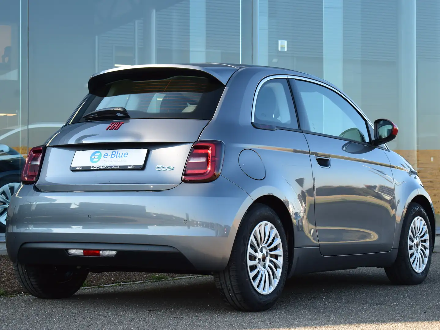Fiat 500e 24 kWh Red Gris - 2