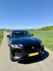 P250 AWD R-Dynamic SE