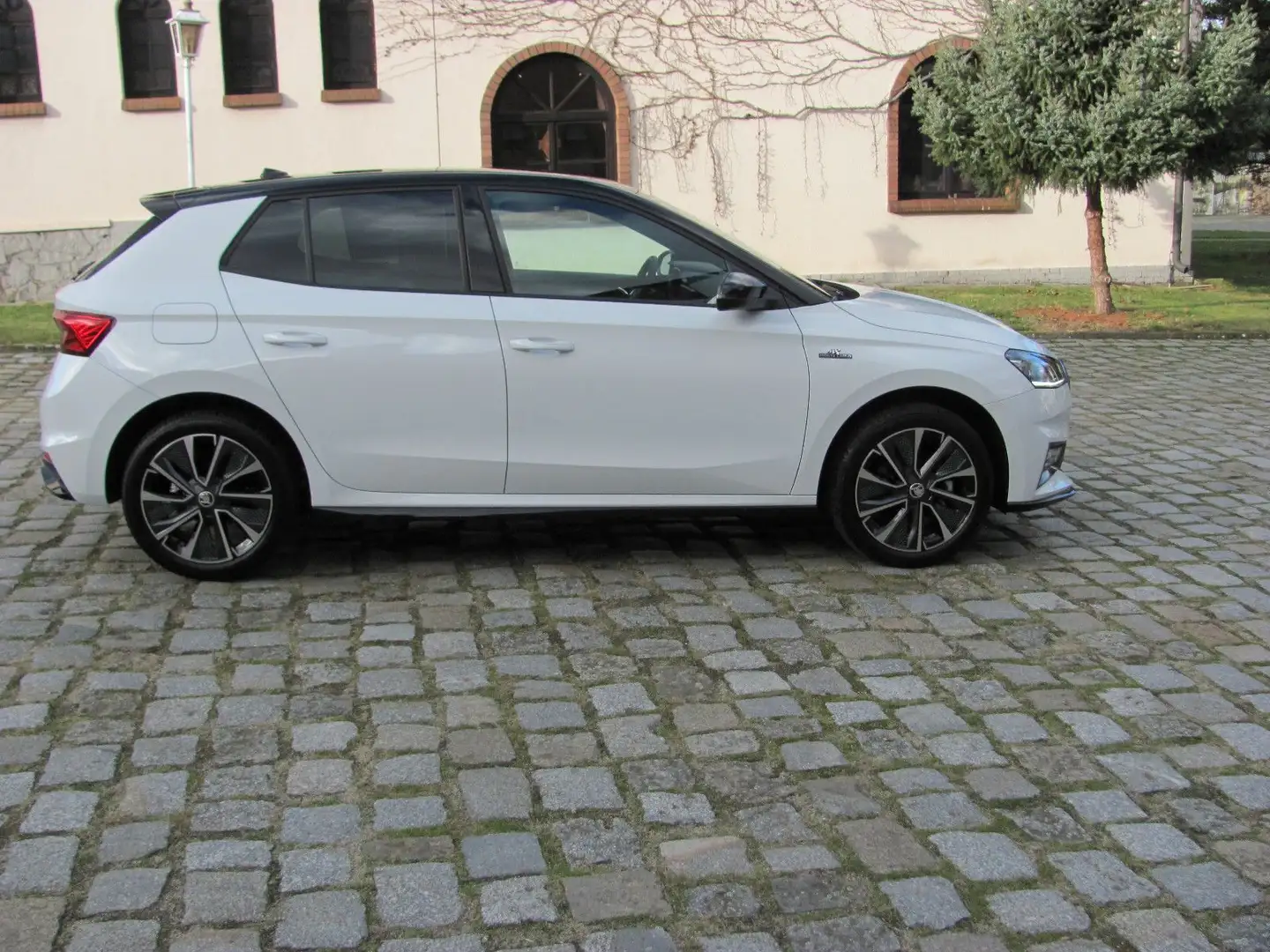 Skoda Fabia 1.0l TSI DSG 81 kW MONTE CARLO LED SHZ PDC Blanco - 2