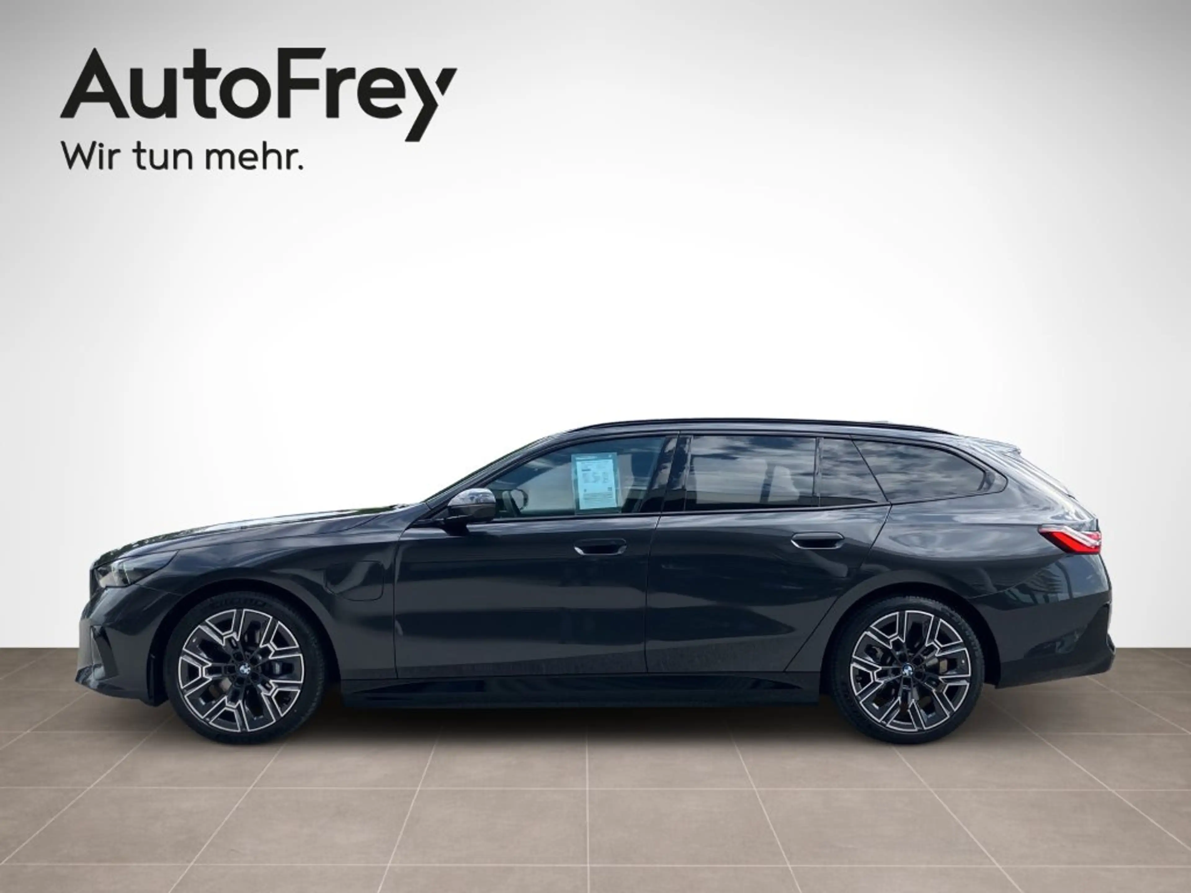 BMW 530 e xDrive — photo 5