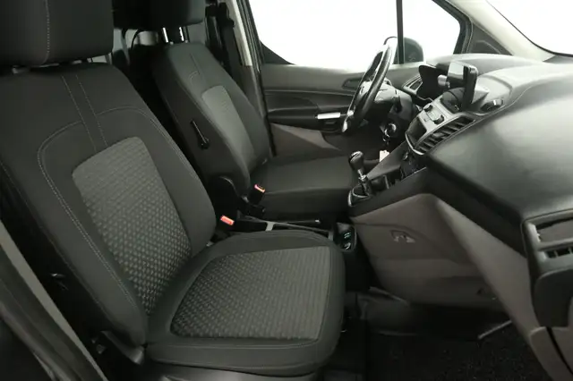 Ford Transit Connect view 10