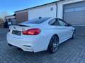 BMW M4 Coupe DKG Competition / Carbon / Head-up / 20 Zoll Weiß - thumbnail 3