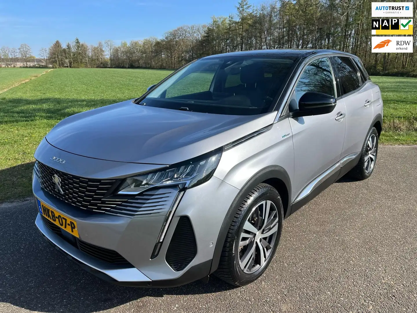 Peugeot 3008 1.6 HYbrid 225 Blue Lease Allure / Navi / Camera / Grijs - 1