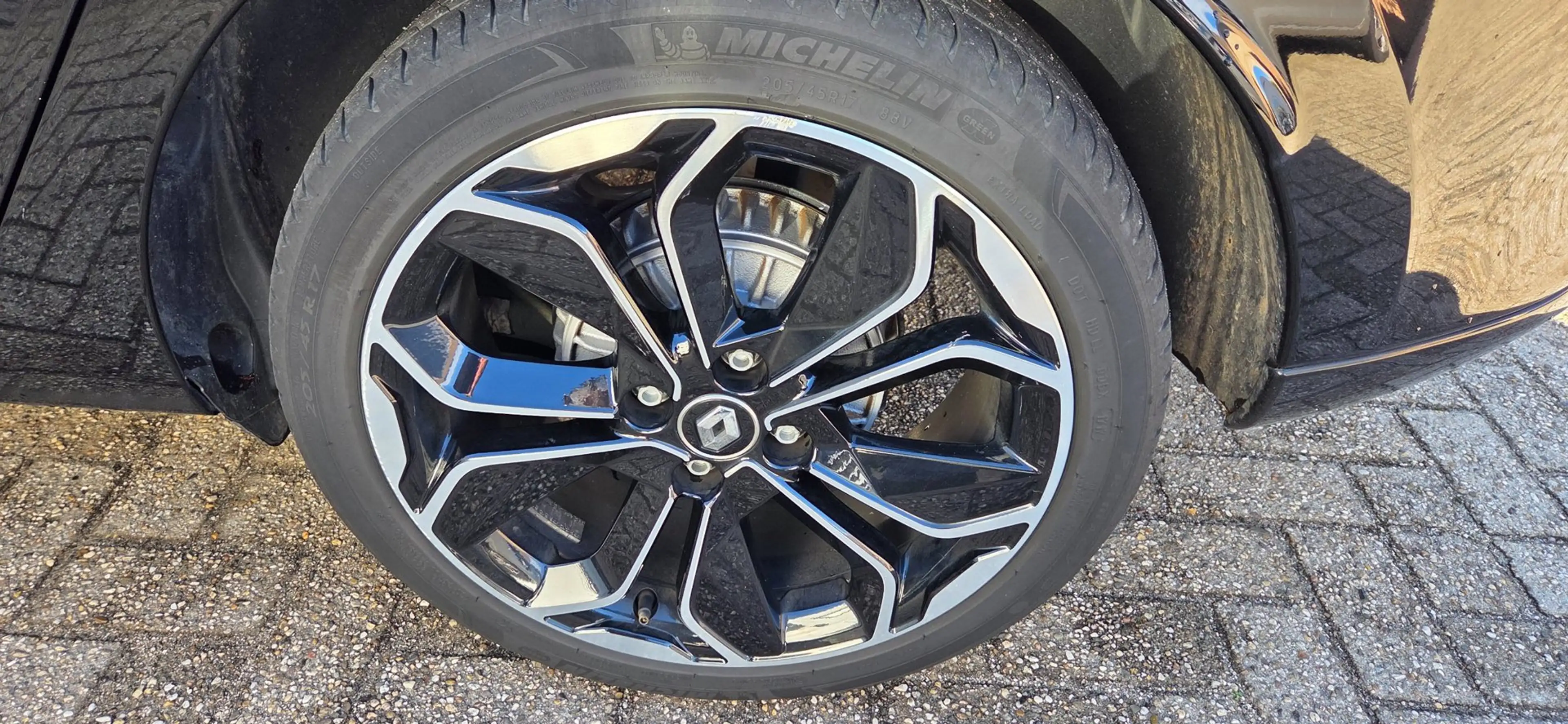 Renault Clio Estate 1.2 TCe Intens bose uitv lage km stand 33 d — photo 6