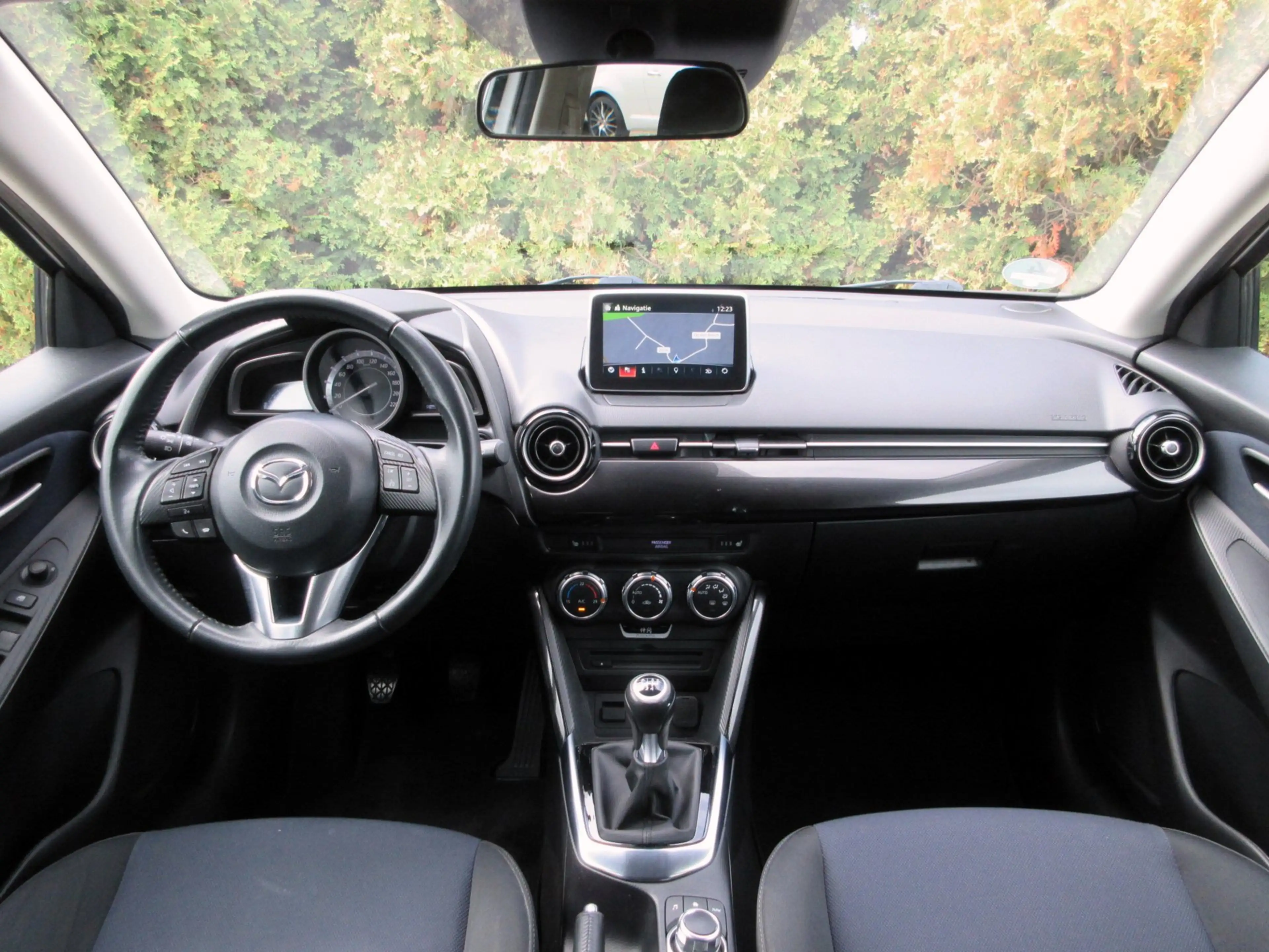 Mazda 2 1.5 Skyactiv-G Nakama * Navi * Cruise * Pdc * — photo 3