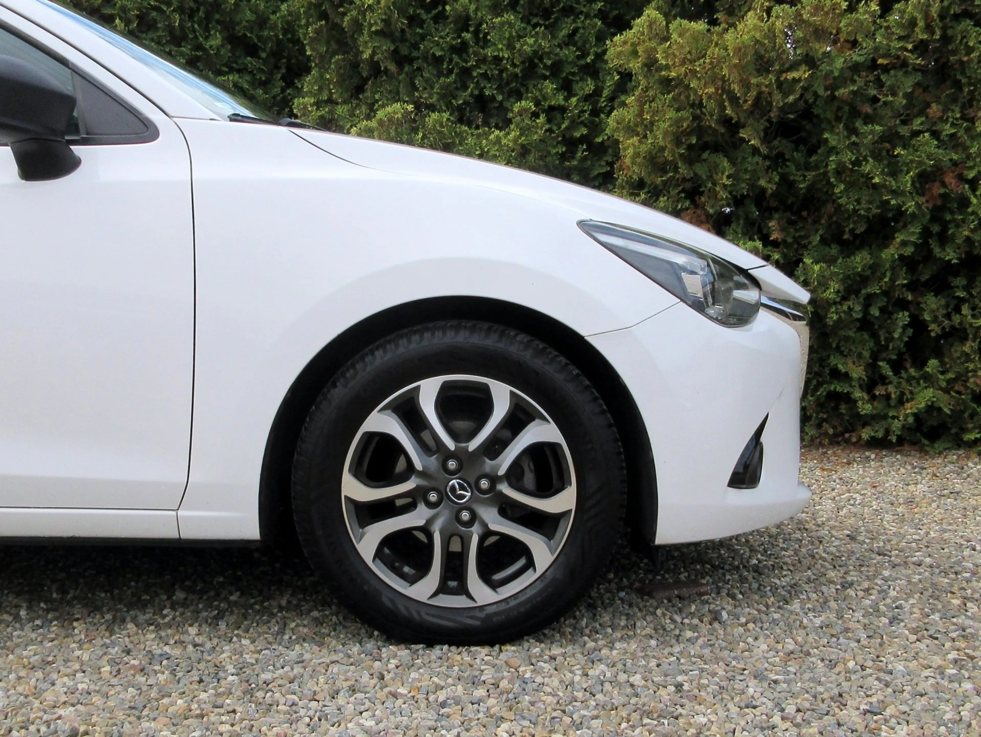 Mazda 2 1.5 Skyactiv-G Nakama * Navi * Cruise * Pdc * — photo 15