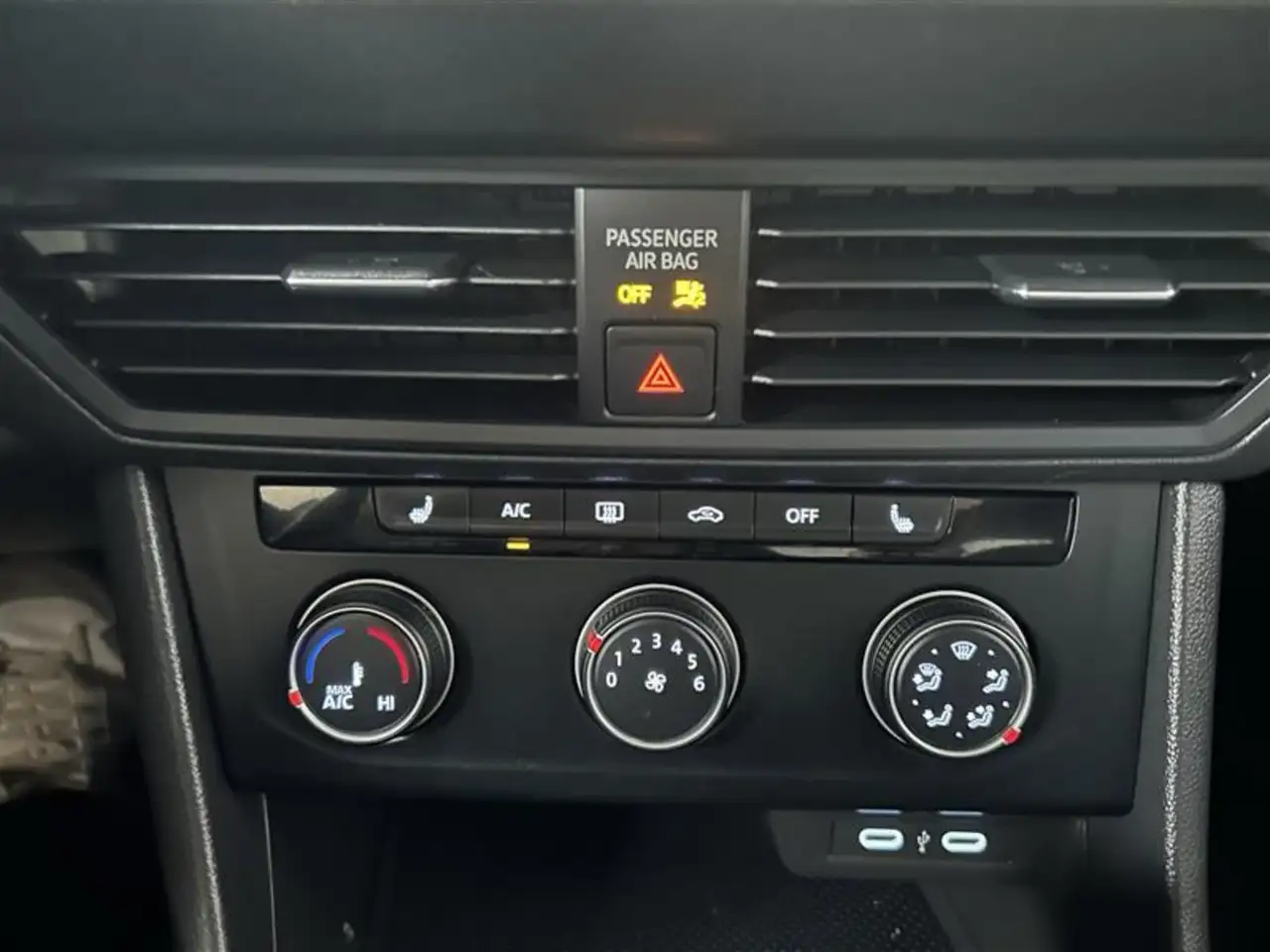 Volkswagen Jetta снимка Volkswagen Jetta