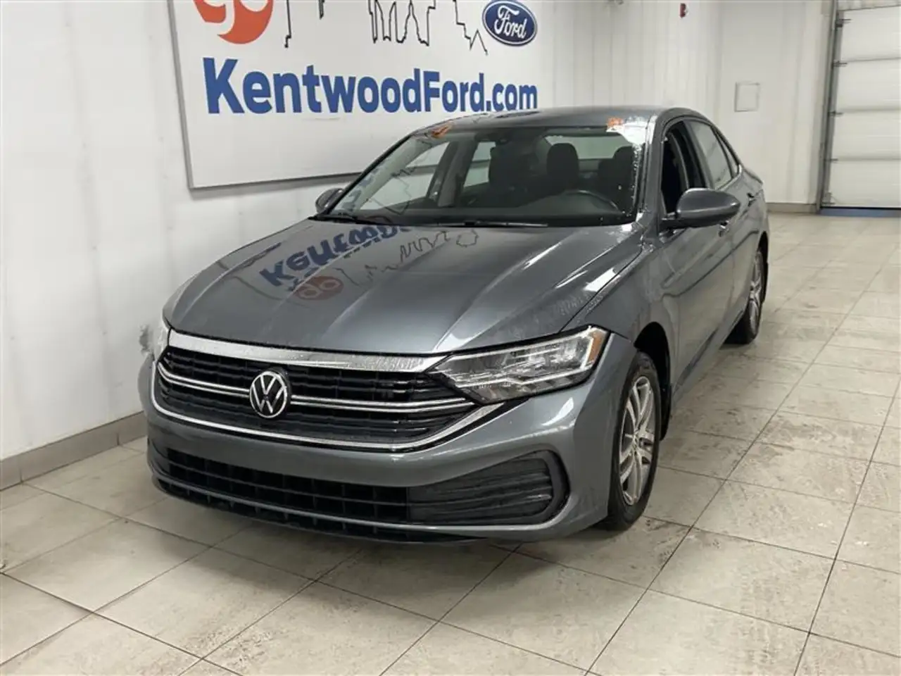 Volkswagen Jetta снимка Volkswagen Jetta
