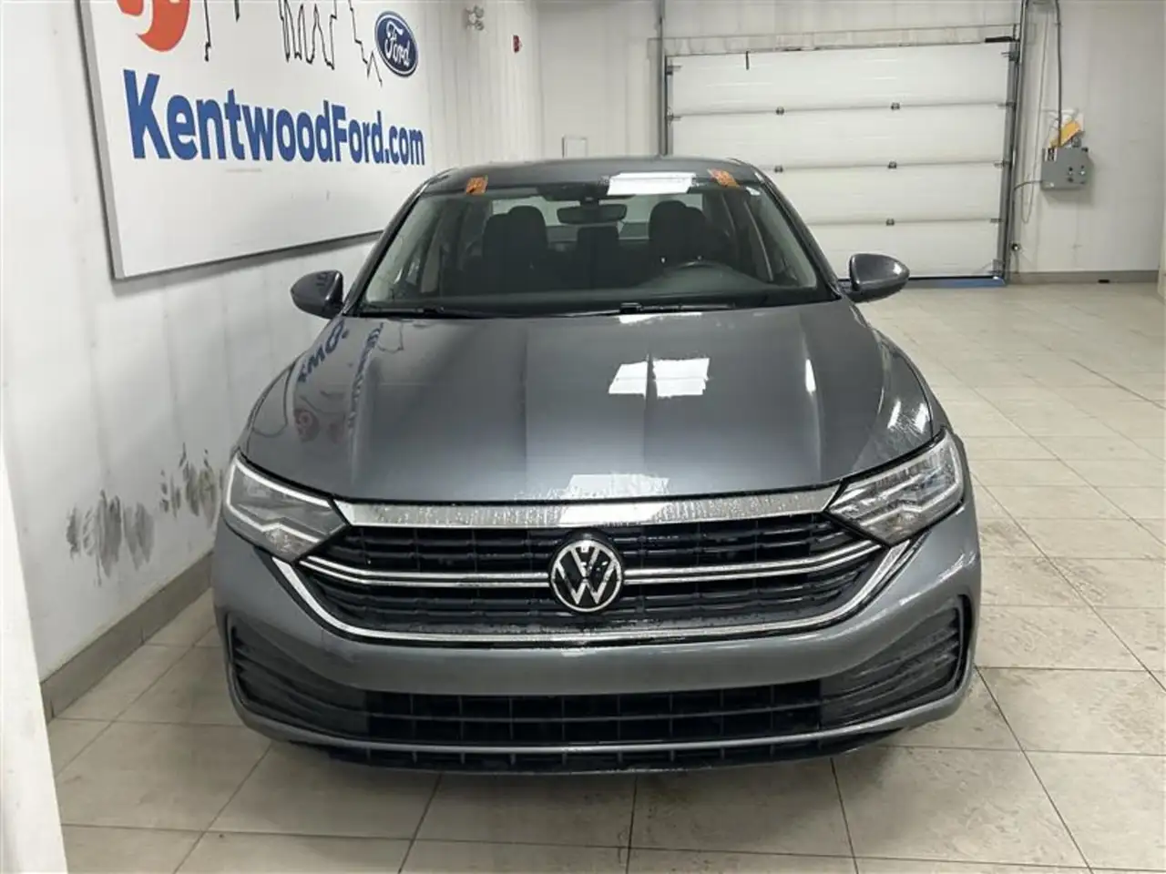 Volkswagen Jetta снимка Volkswagen Jetta