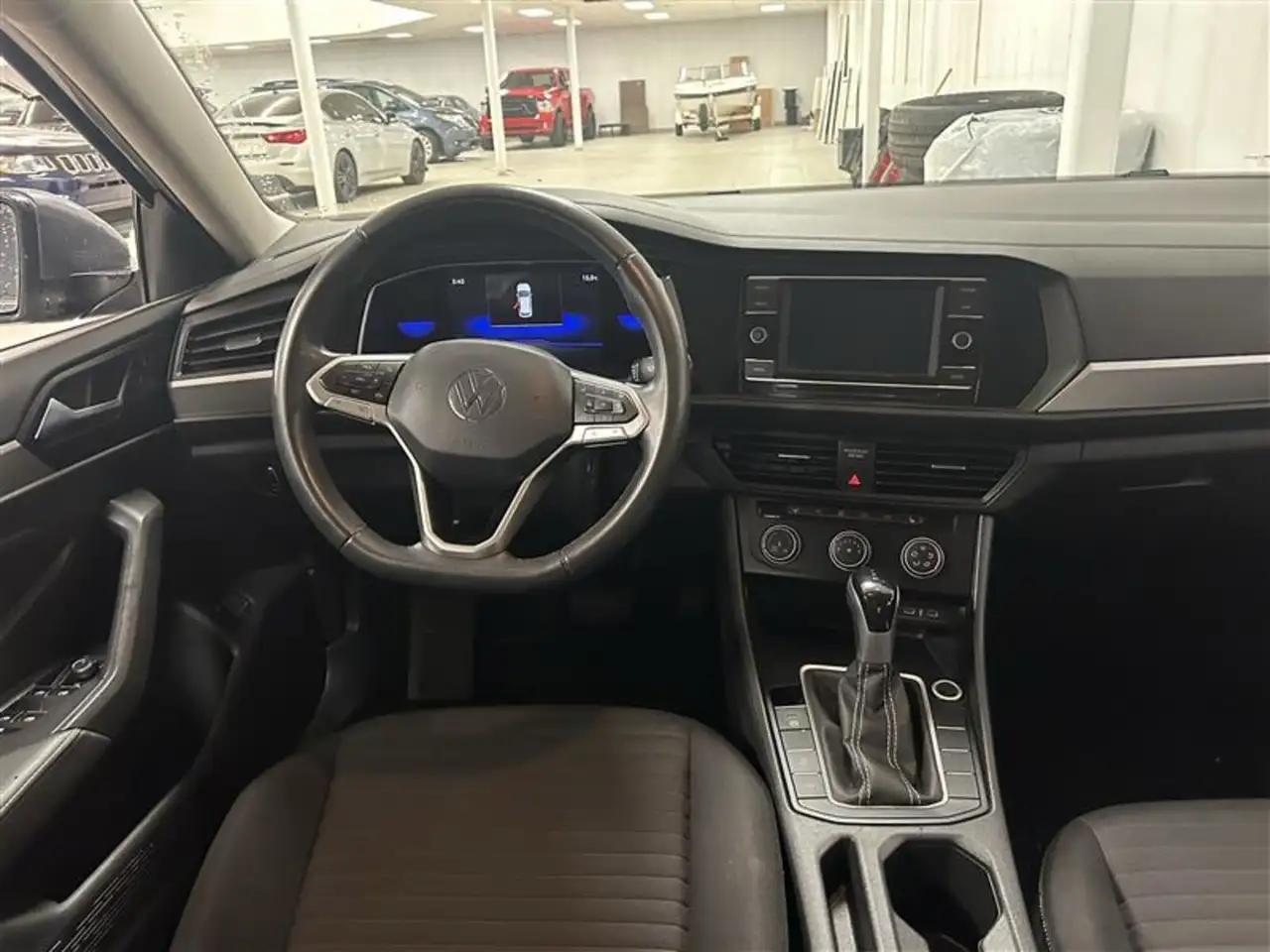 Volkswagen Jetta снимка Volkswagen Jetta