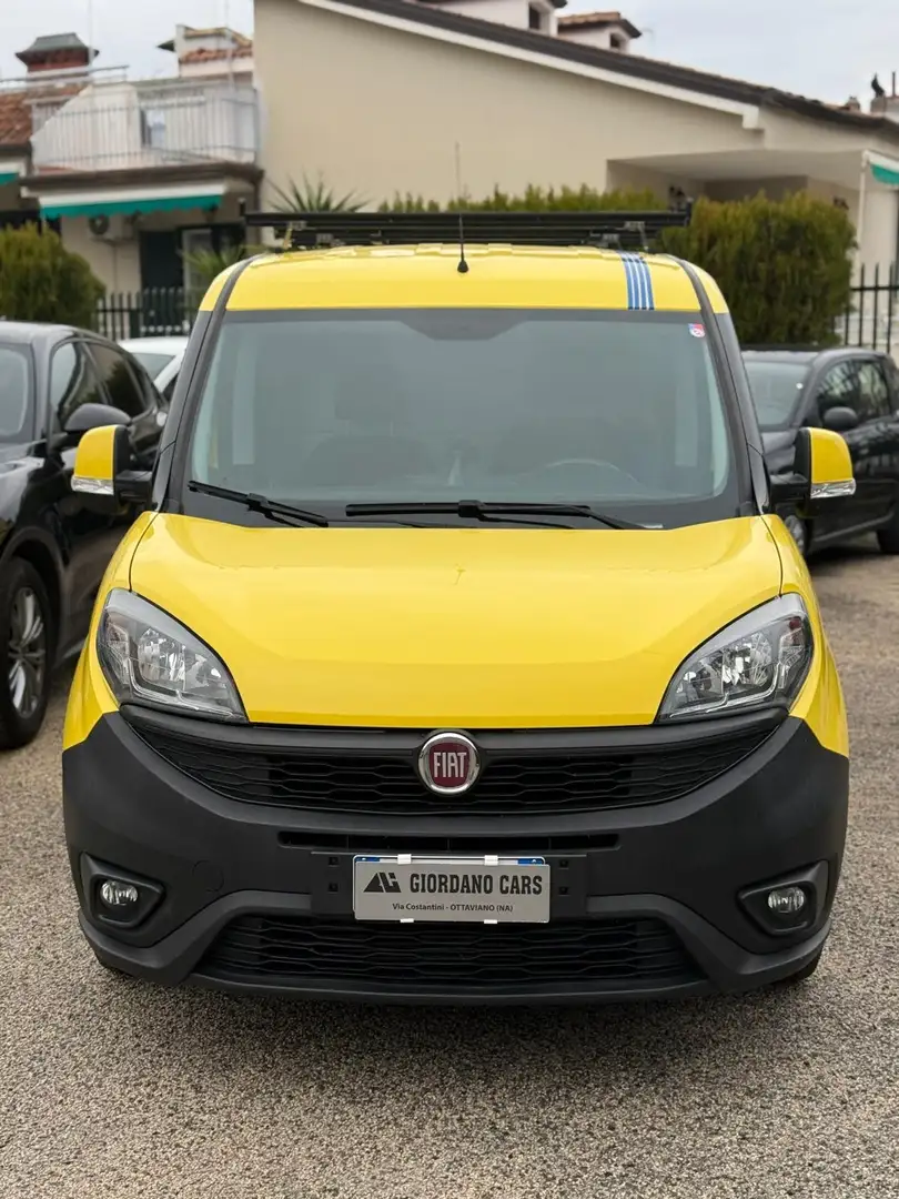 Fiat Doblo 1.3 95CV  MJT PC-TN Cargo Lamierato SX Geel - 2