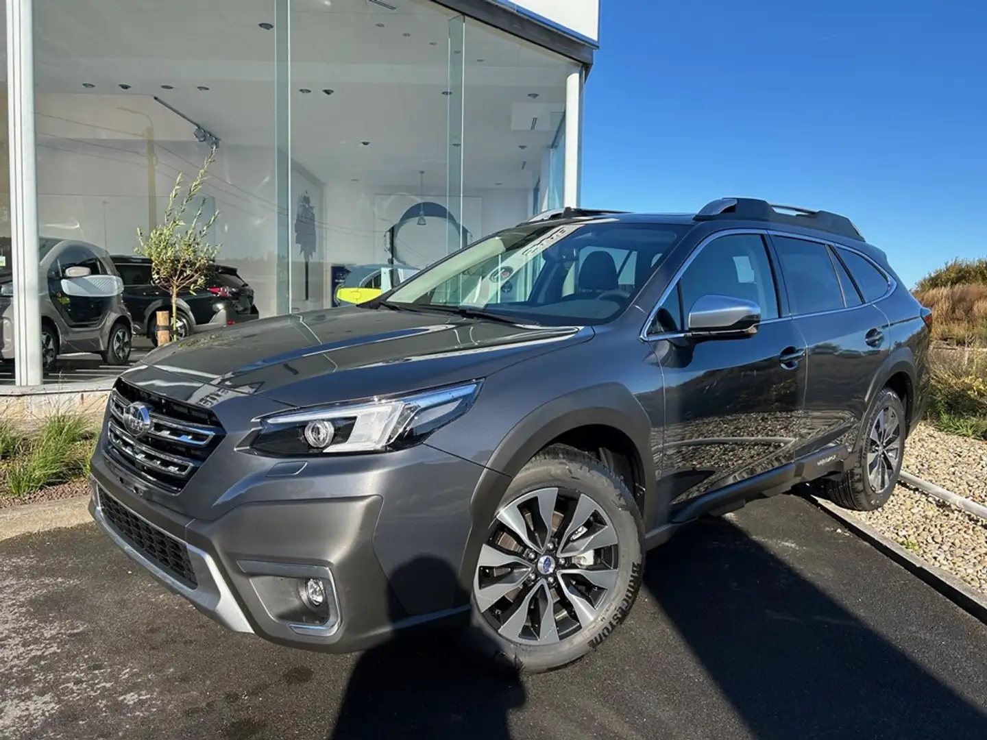 Subaru OUTBACK 2.5i Premium CVT | MY25 | Safe8 Grijs - 1