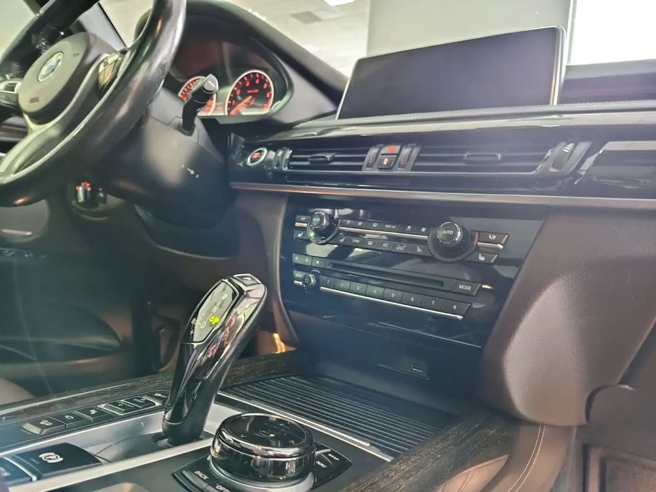 BMW X5 снимка BMW X5