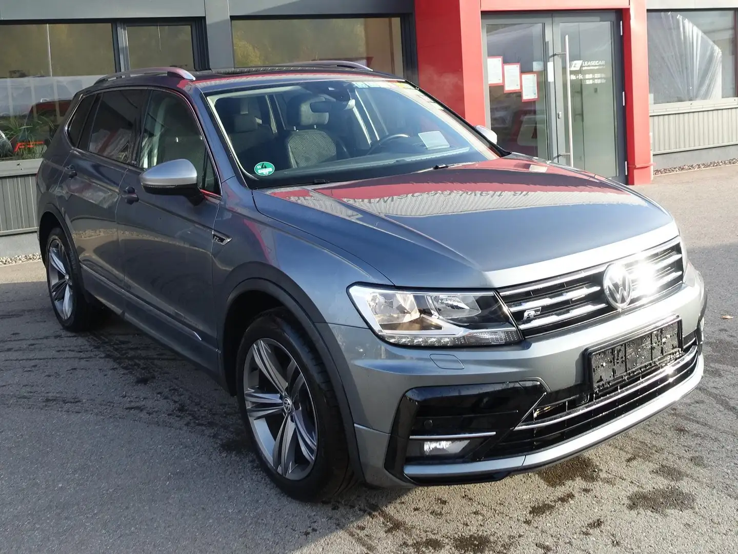 Volkswagen Tiguan Allspace United R-LINE *7 SITZE*AHV*PANORAMA* Gris - 2