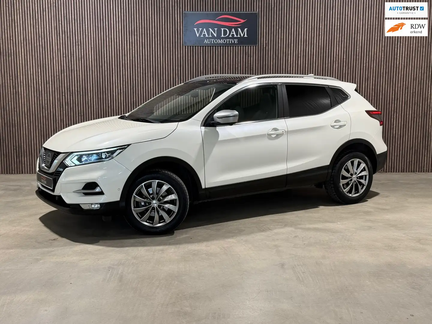 Nissan Qashqai 1.2 Tekna 2018 LED XENON CAMERA LEDER CRUISE Blanc - 1