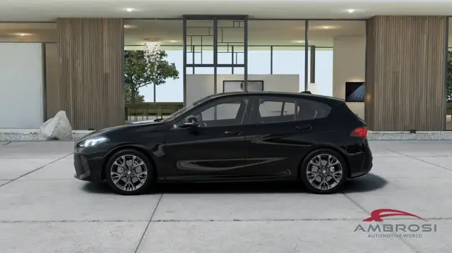 BMW 1 Series view 3