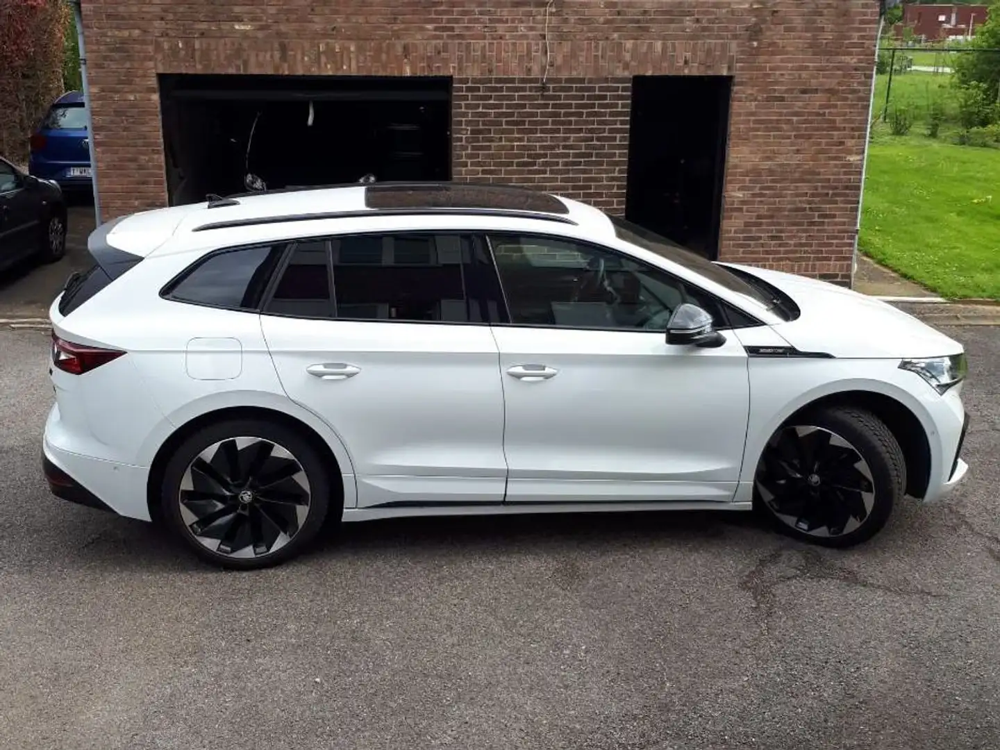 Skoda Enyaq Enyaq iV 80x Sportline Blanc - 1