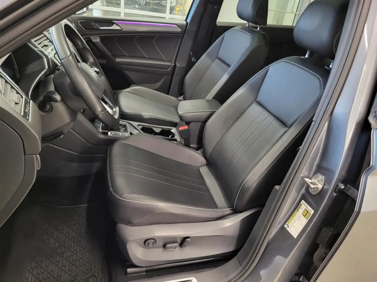 Volkswagen Tiguan снимка Volkswagen Tiguan