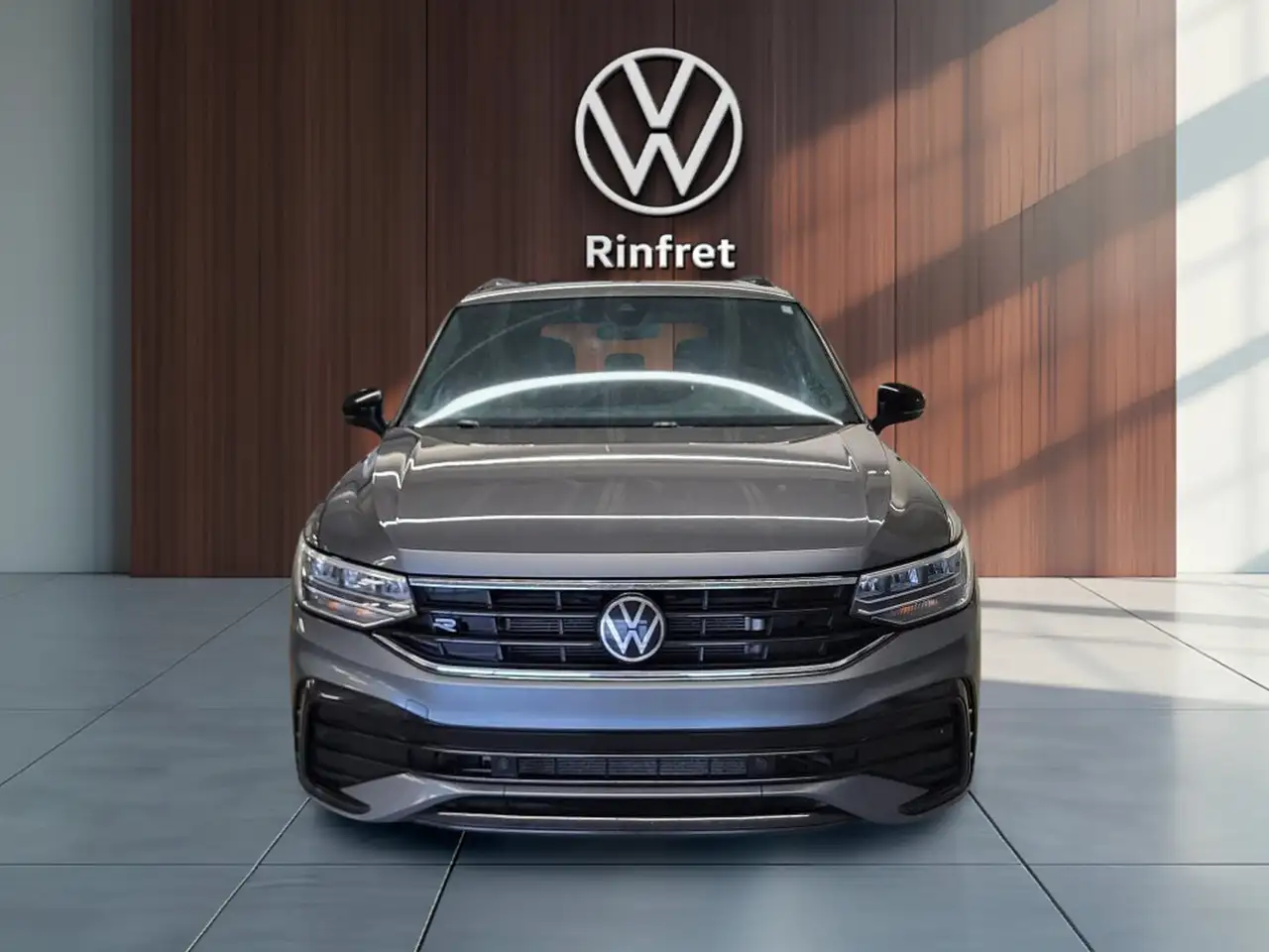 Volkswagen Tiguan снимка Volkswagen Tiguan