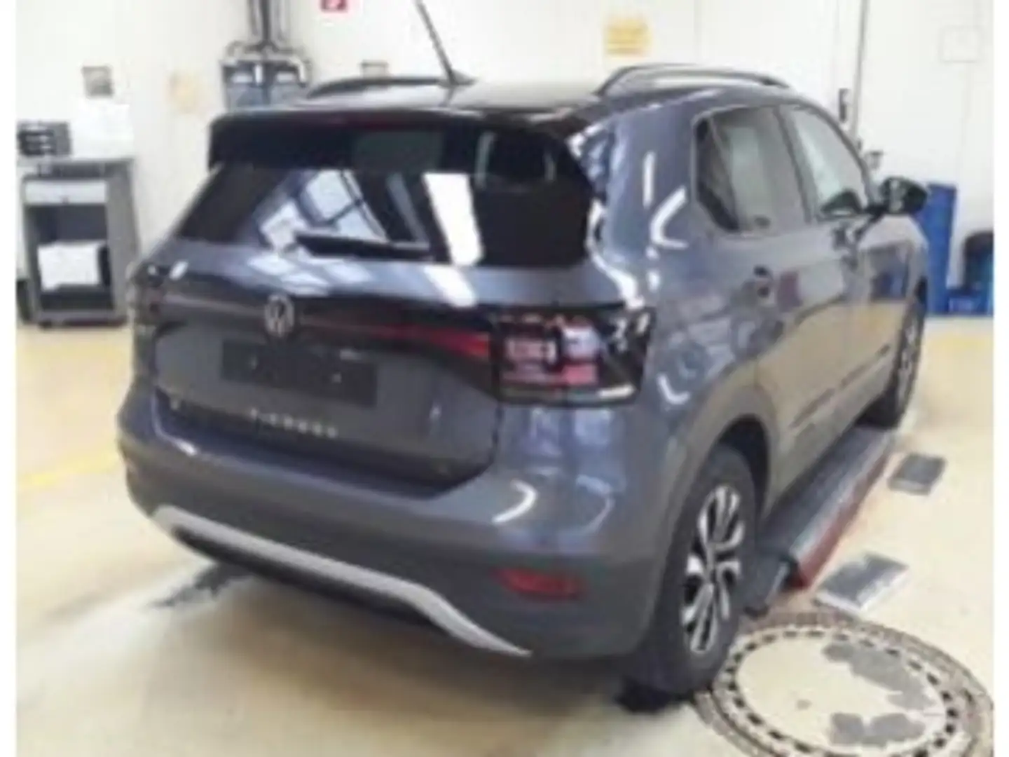 Volkswagen T-Cross Active 1.0 TSI Navi digi. Cockpit ACC Apple CarPla Grau - 2