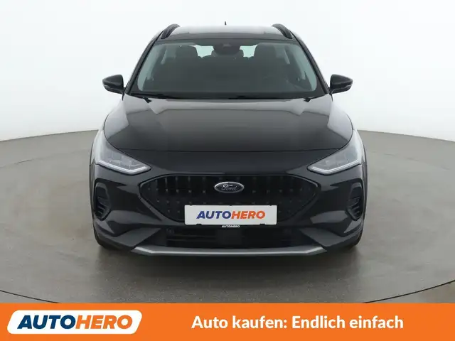 Ford Focus view 9