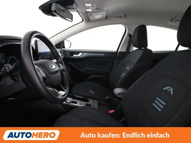 Ford Focus view 10