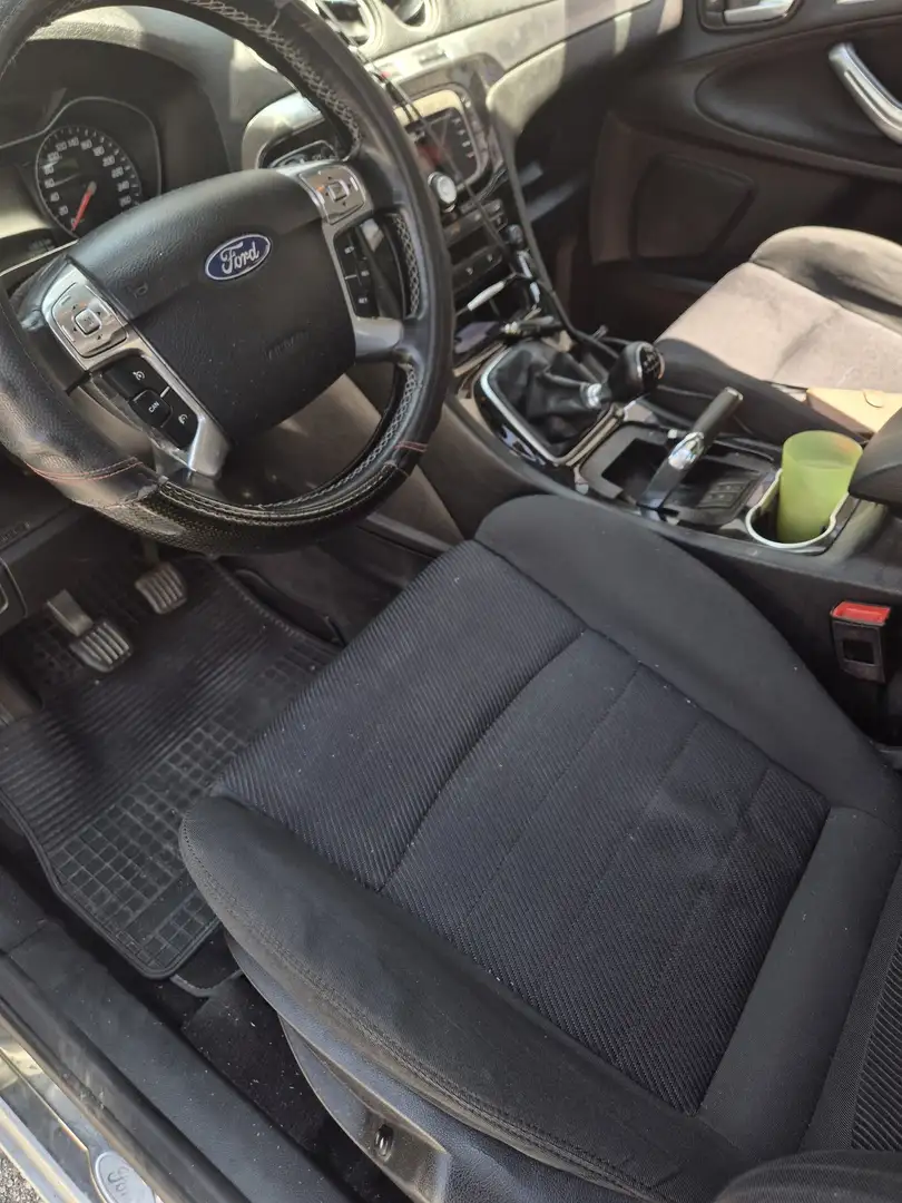 Ford Galaxy 2.0 TDCi DPF Concept - 2