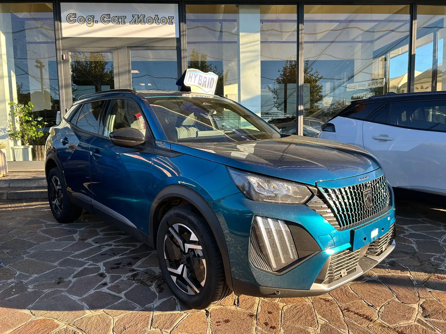 Peugeot 2008 2008 1.2 hybrid Allure 145cv e-dcs6 KM0 Bleu - 1