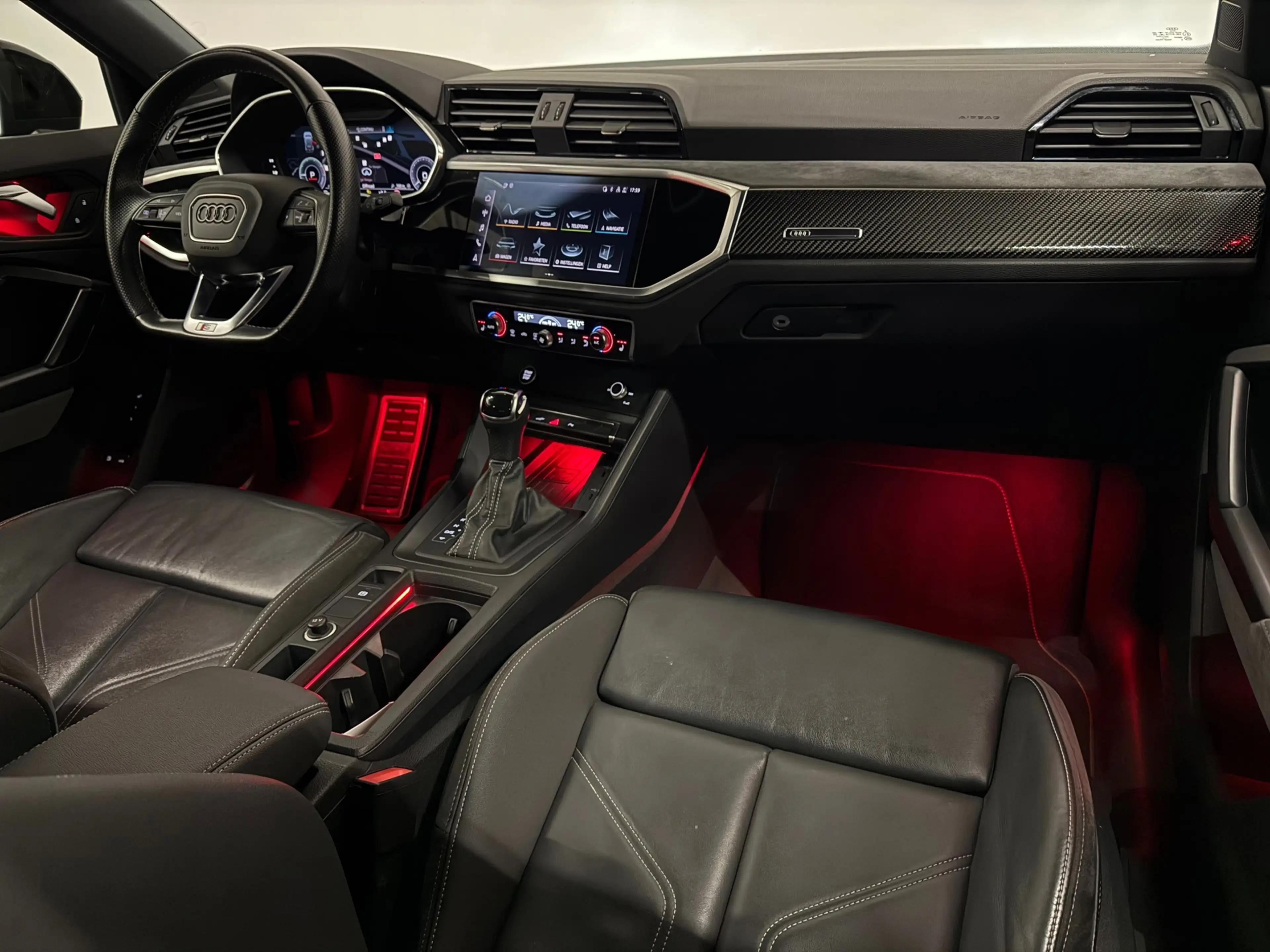 Audi Q3 Sportback 45 TFSI e RSQ3 ACC Pano 360 Sonos Memory — photo 2