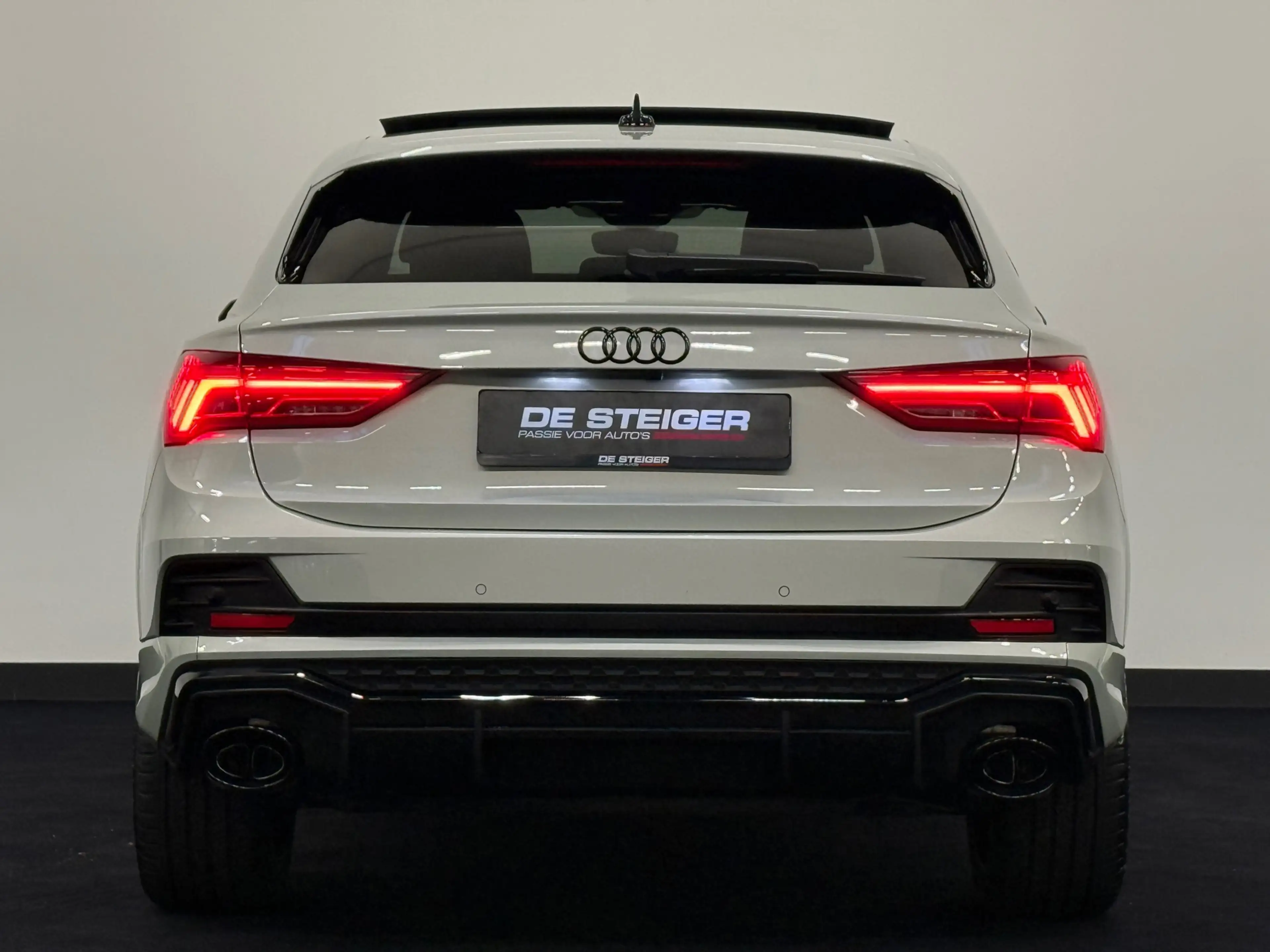 Audi Q3 Sportback 45 TFSI e RSQ3 ACC Pano 360 Sonos Memory — photo 7