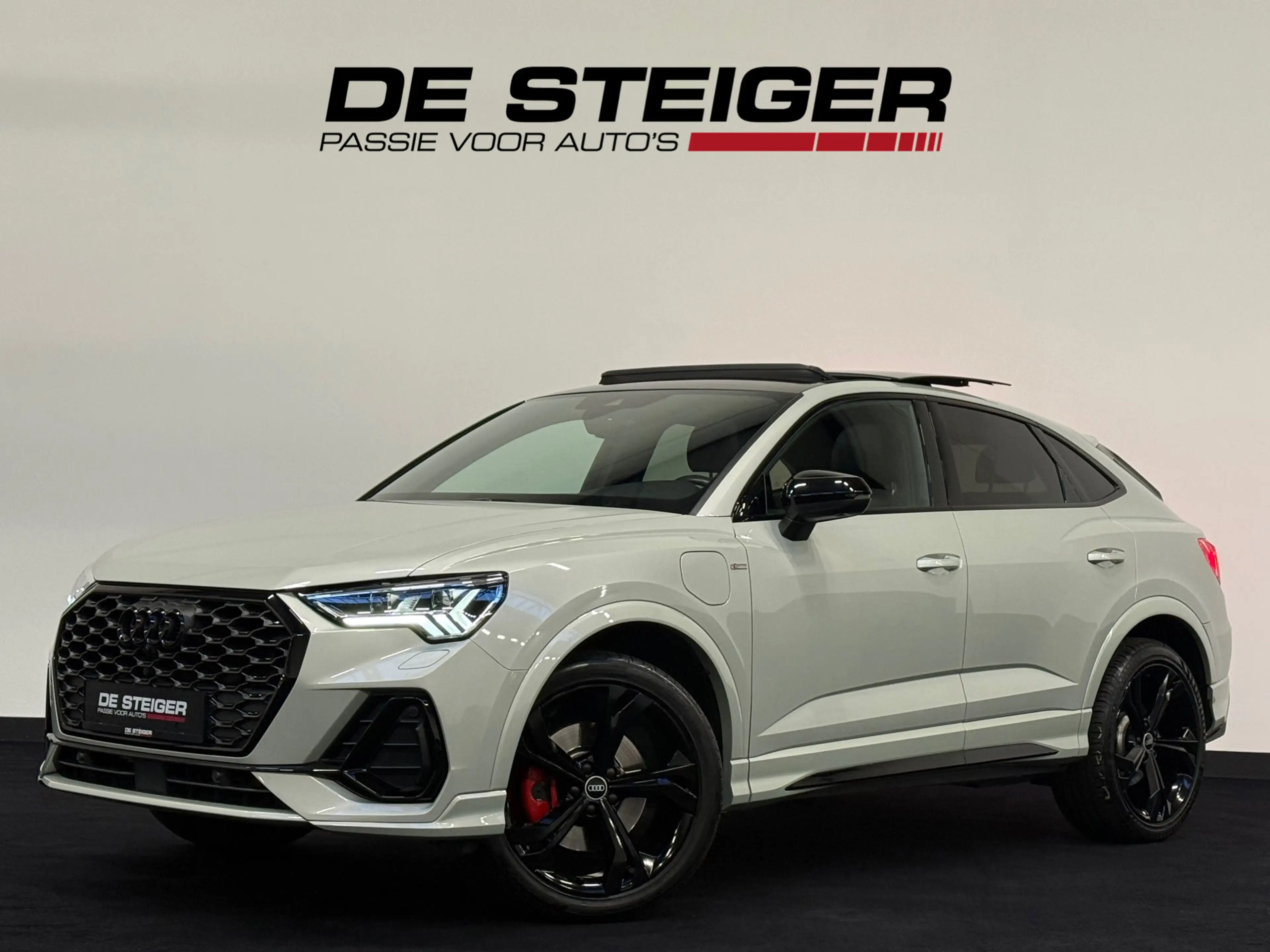 Audi Q3 Sportback 45 TFSI e RSQ3 ACC Pano 360 Sonos Memory