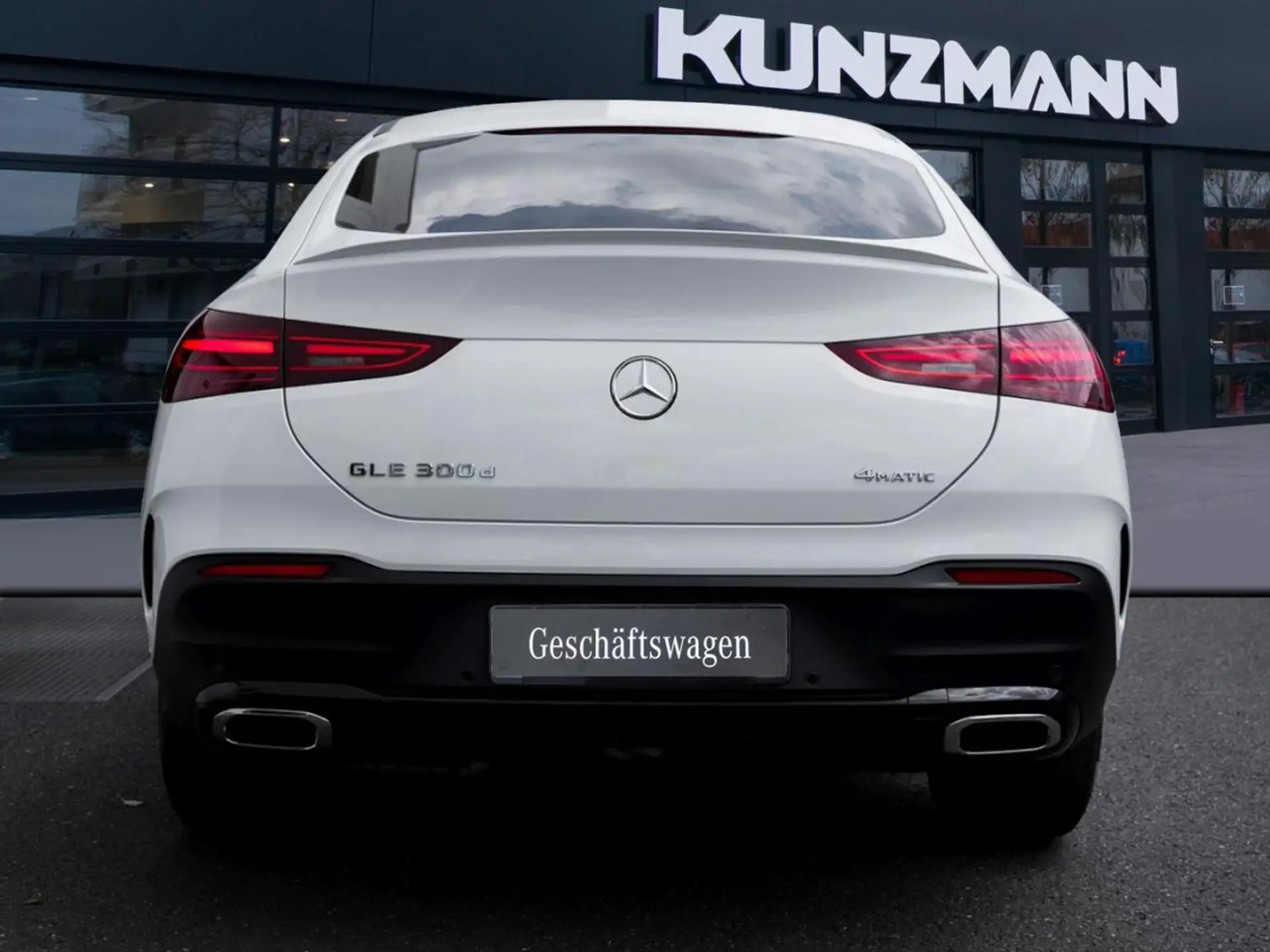 벤츠 Mercedes-Benz GLE GLE 300 2026 흰색 사진 4