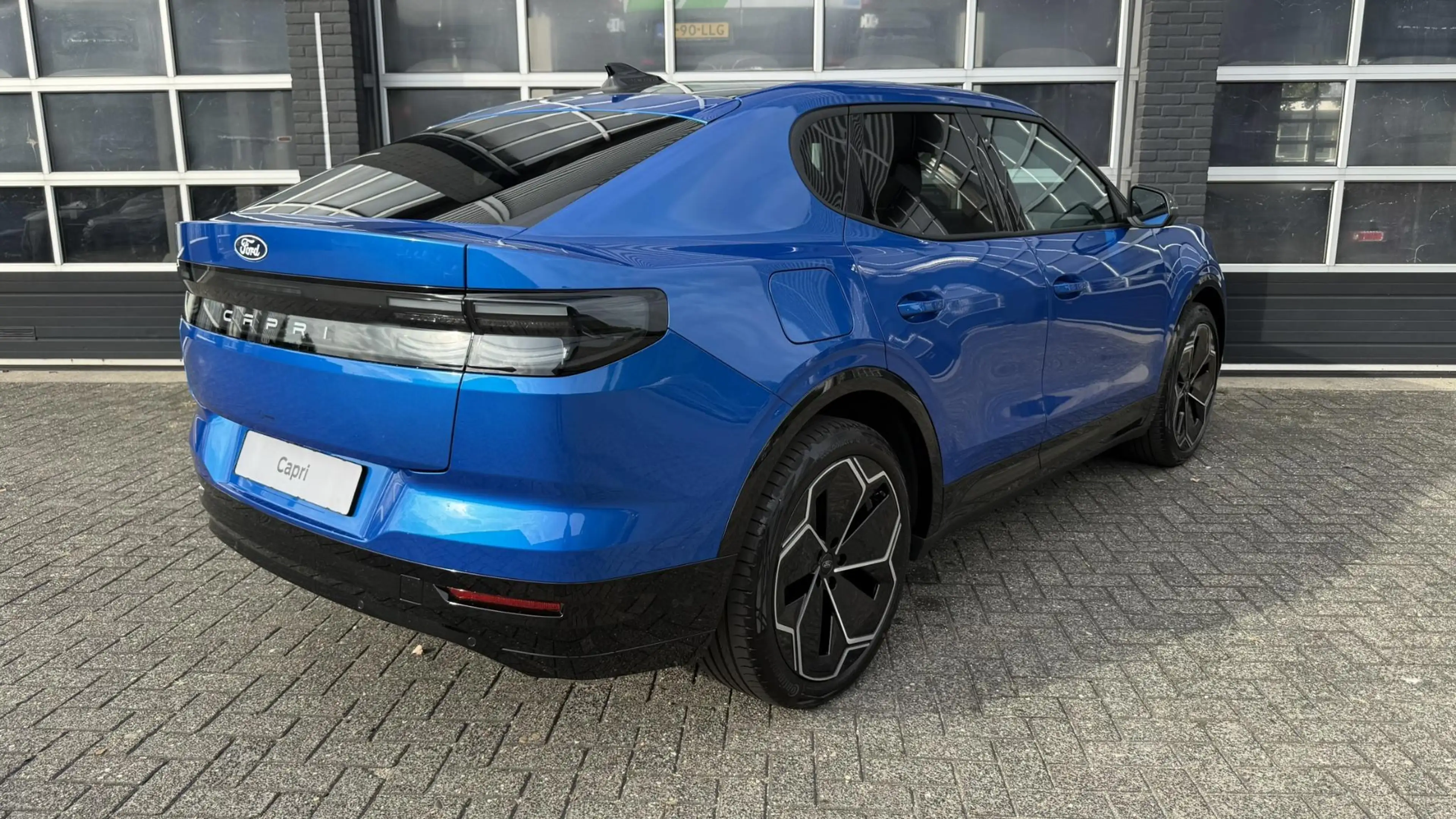 Ford Capri Premium Extended Range RWD 79 kWh | 3.500,- Ford V — photo 3