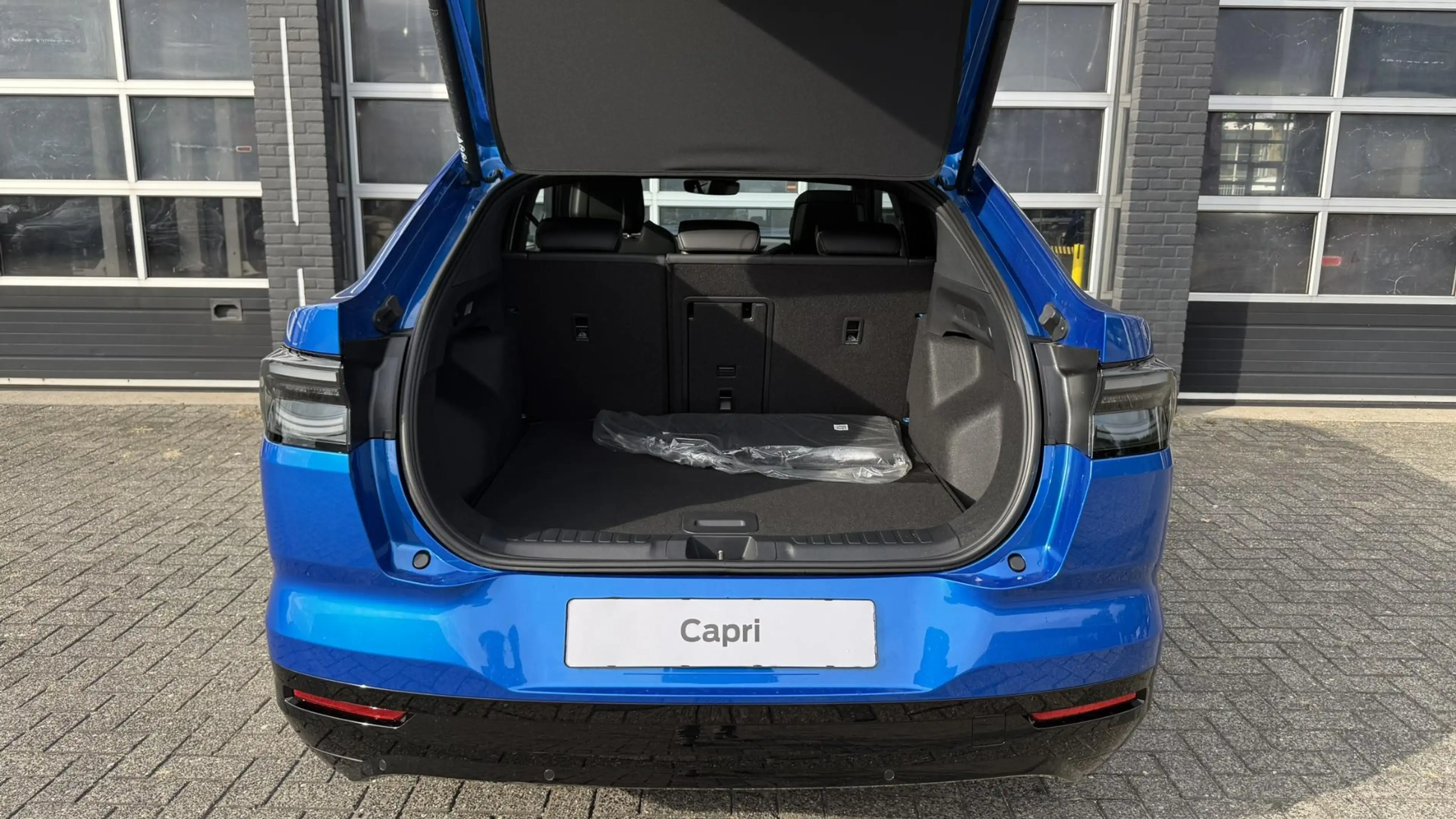Ford Capri Premium Extended Range RWD 79 kWh | 3.500,- Ford V — photo 15
