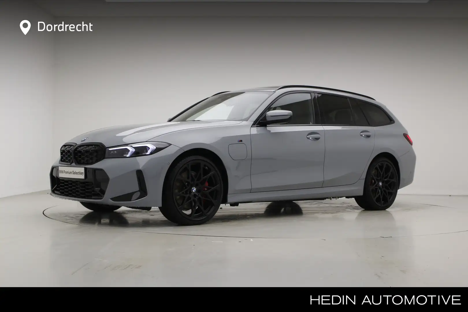 BMW 330 3-serie Touring 330e M-Sport Pro | Panorama | 20" Gris - 1