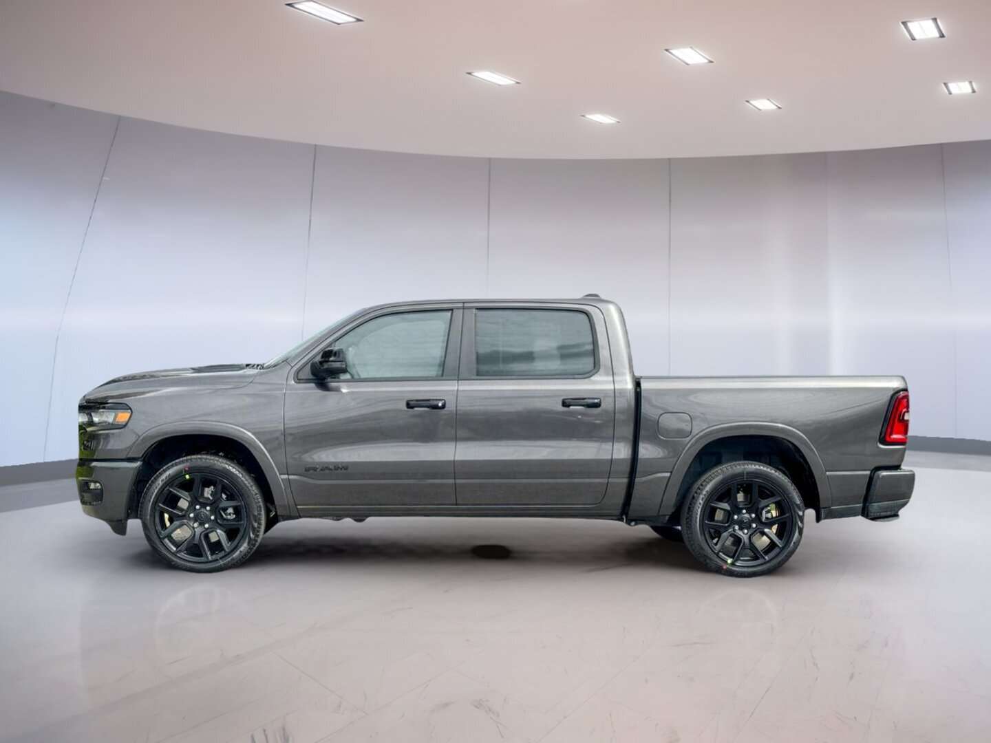 2026 RAM 1500 Laramie 4x4 Crew Cab — photo 1