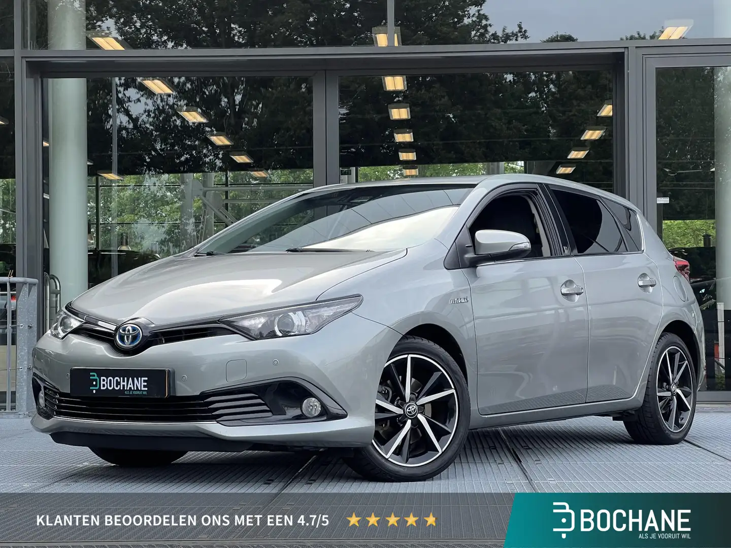 Toyota Auris 1.8 Hybrid Black Edition | Navigatie | Cruise Cont Grijs - 1
