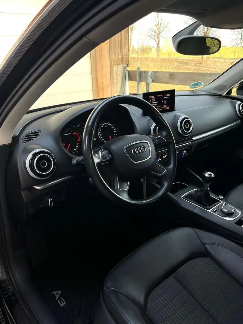 Audi A3 A3 SB Style 1,6 TDI DPF Style Schwarz - 2