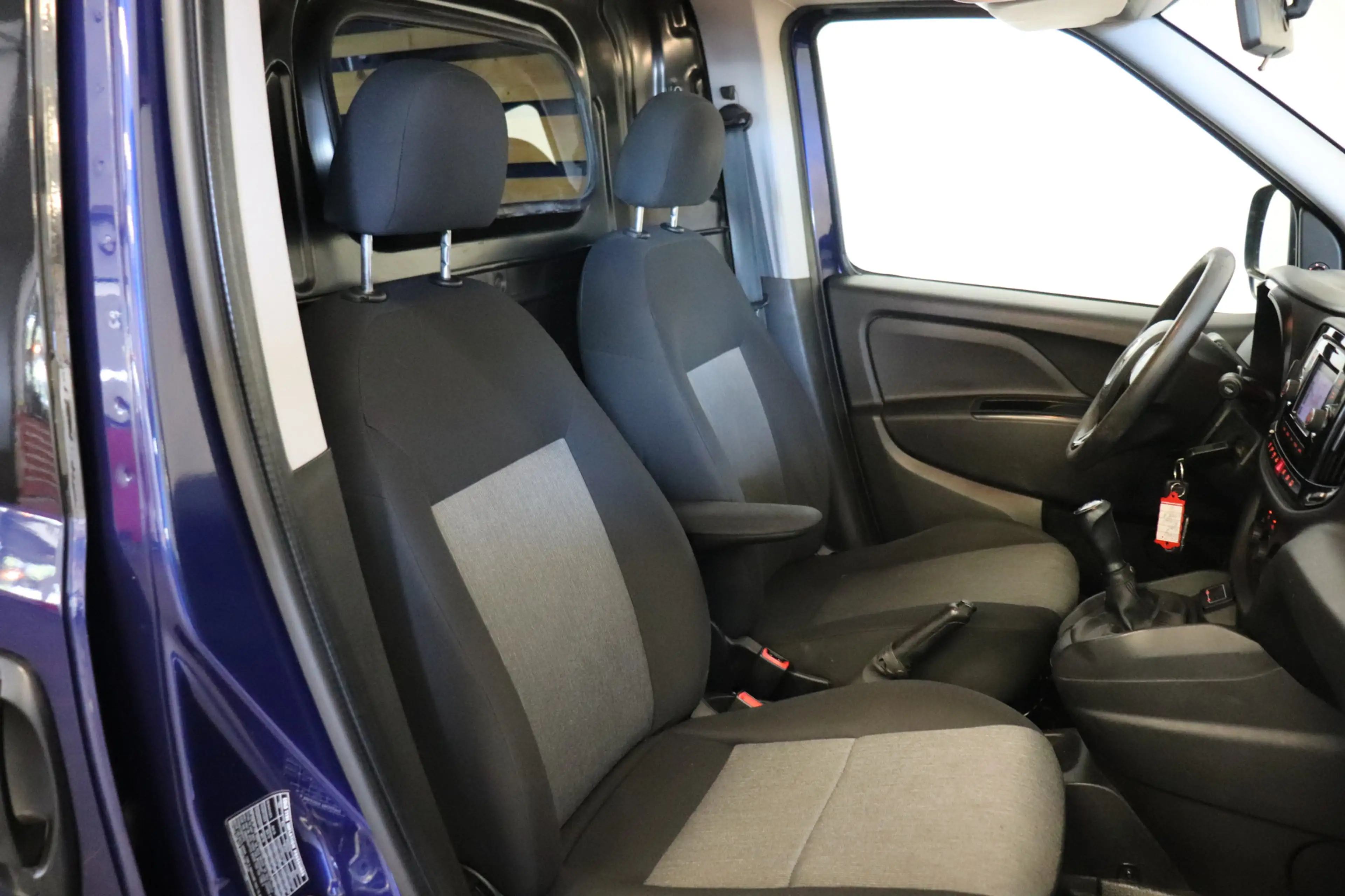 Fiat Doblo Cargo 1.3 MJ EURO6 - Airco - Navi - Cruise - €6.95 — photo 4