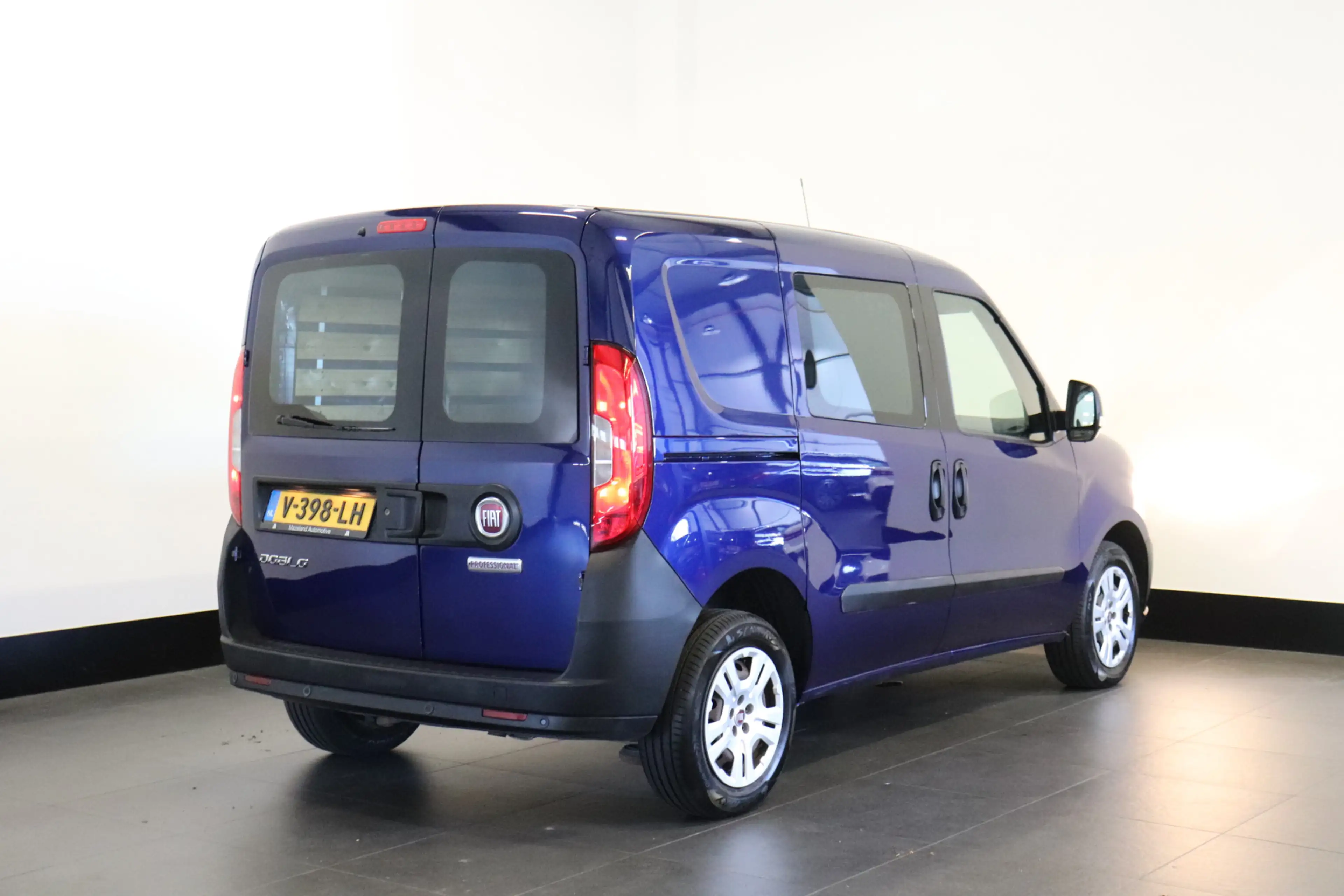 Fiat Doblo Cargo 1.3 MJ EURO6 - Airco - Navi - Cruise - €6.95 — photo 2