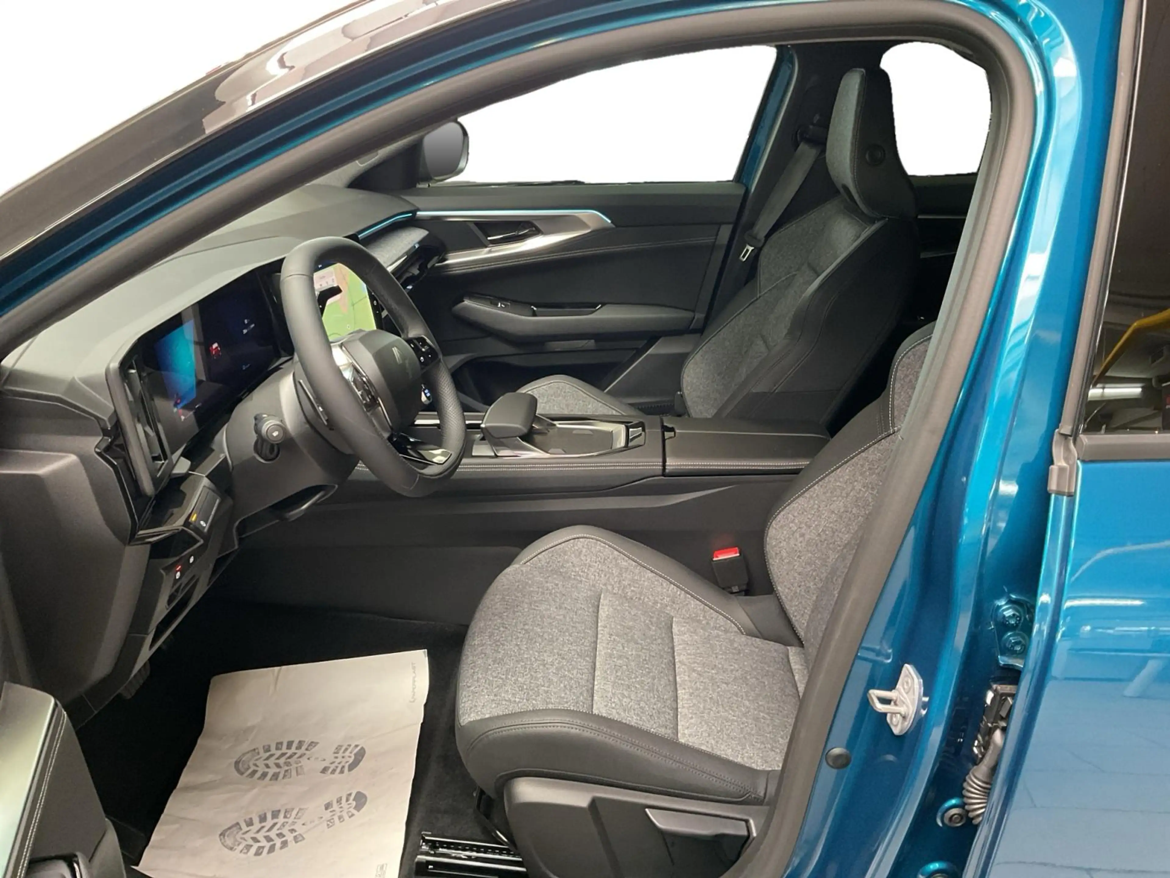 Renault Austral Techno Full Hybrid E-Tech 200 AKTION* — photo 8