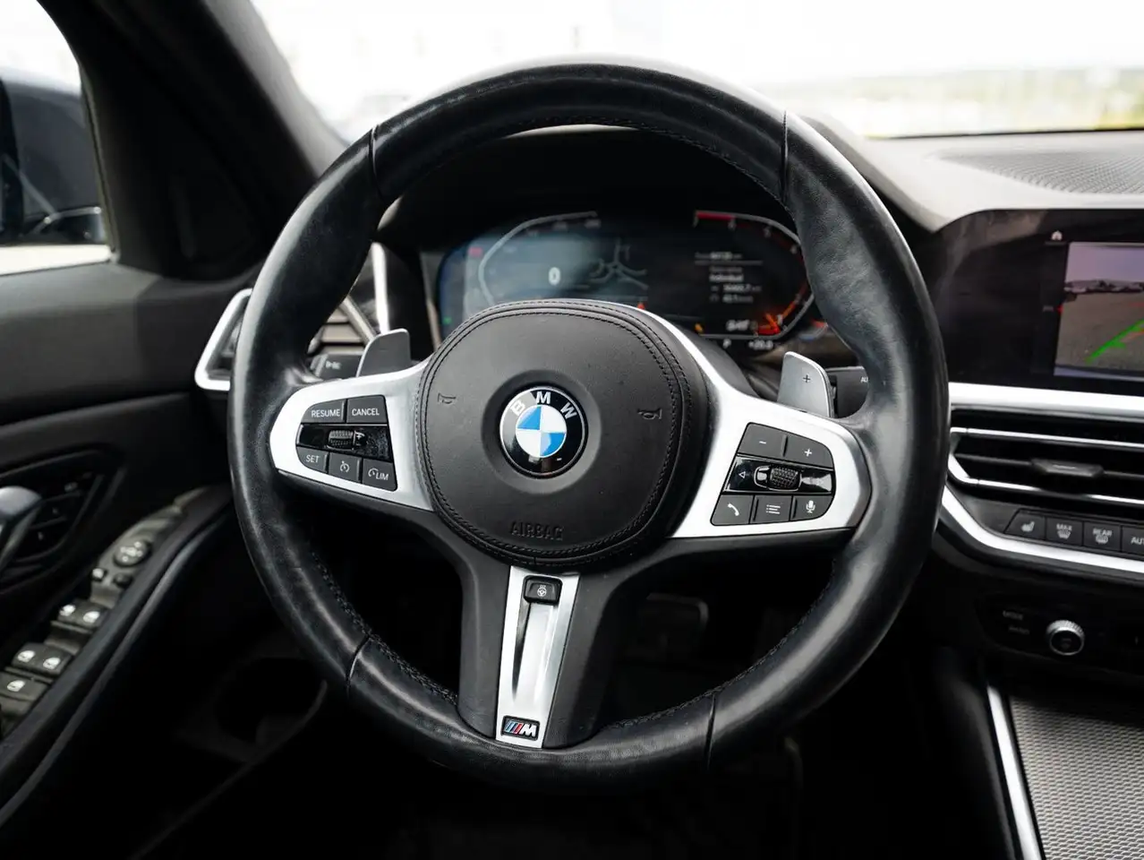 BMW 3 Series снимка BMW 3 Series