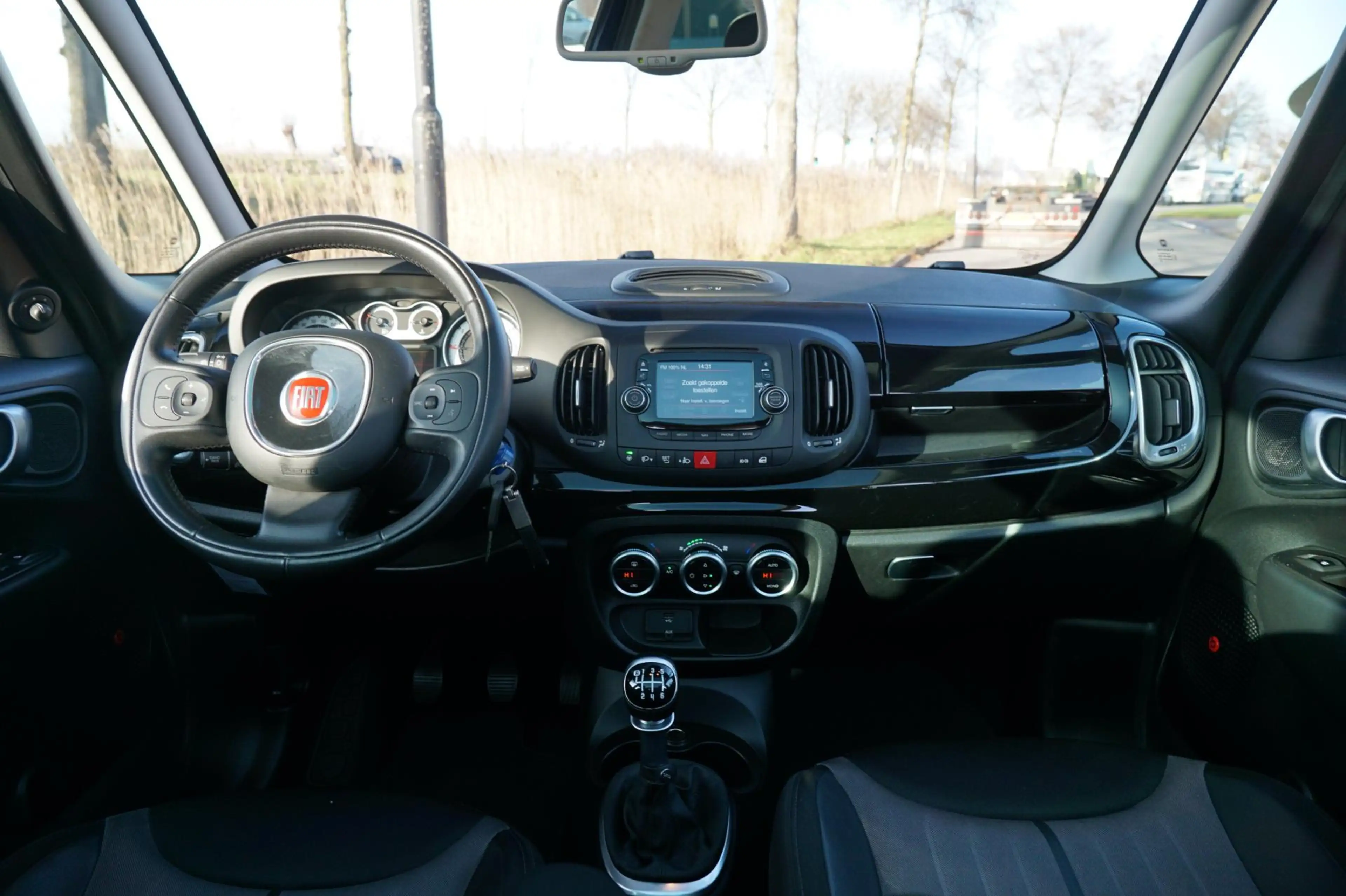 Fiat 500L 1.4-T-Jet Beats Edition - Blu Tornado - Panorama/C — photo 7
