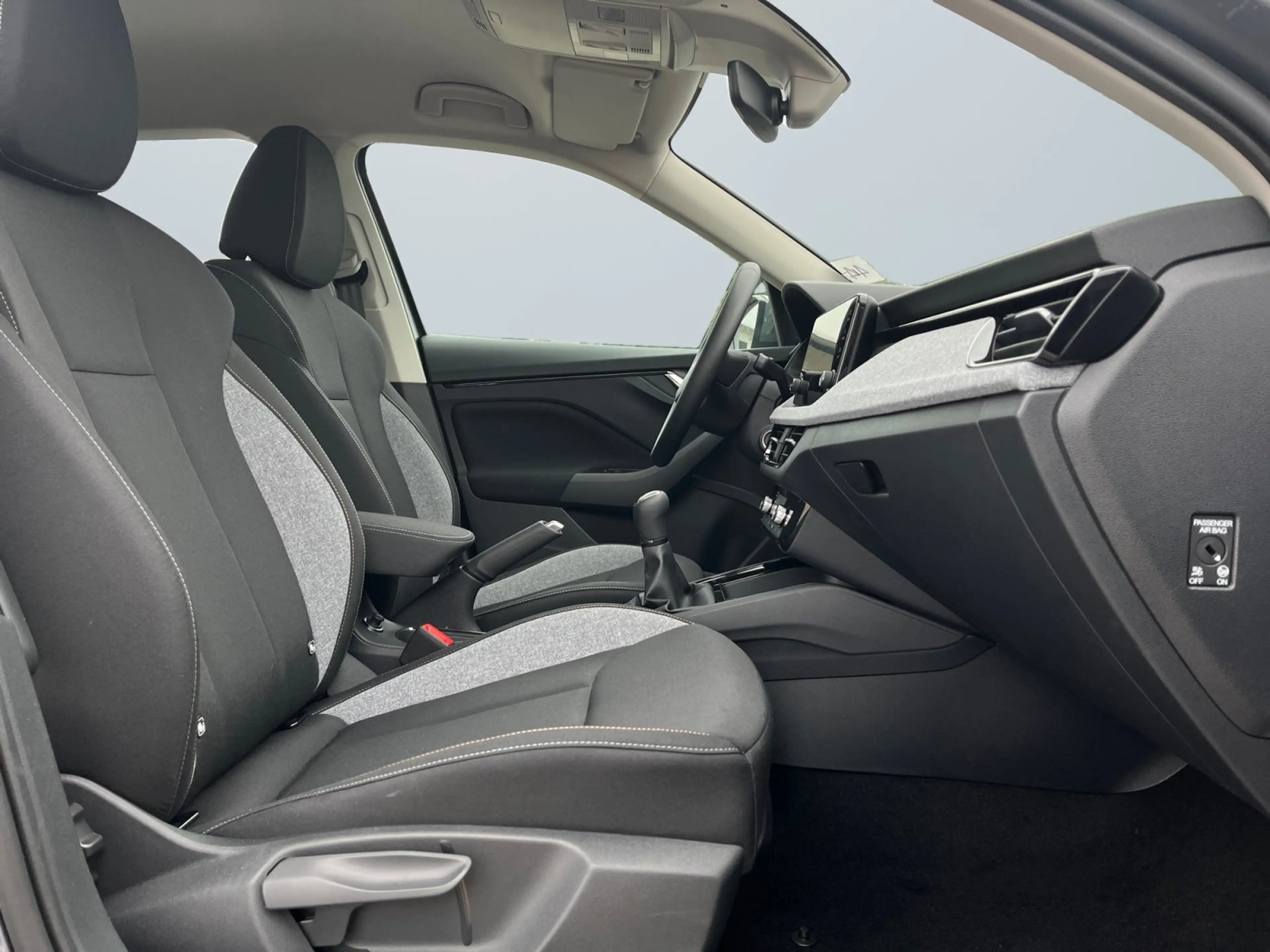 Skoda Kamiq Tour 1.0 TSI Matrix-LED AHK-schwenkbar USB — photo 10