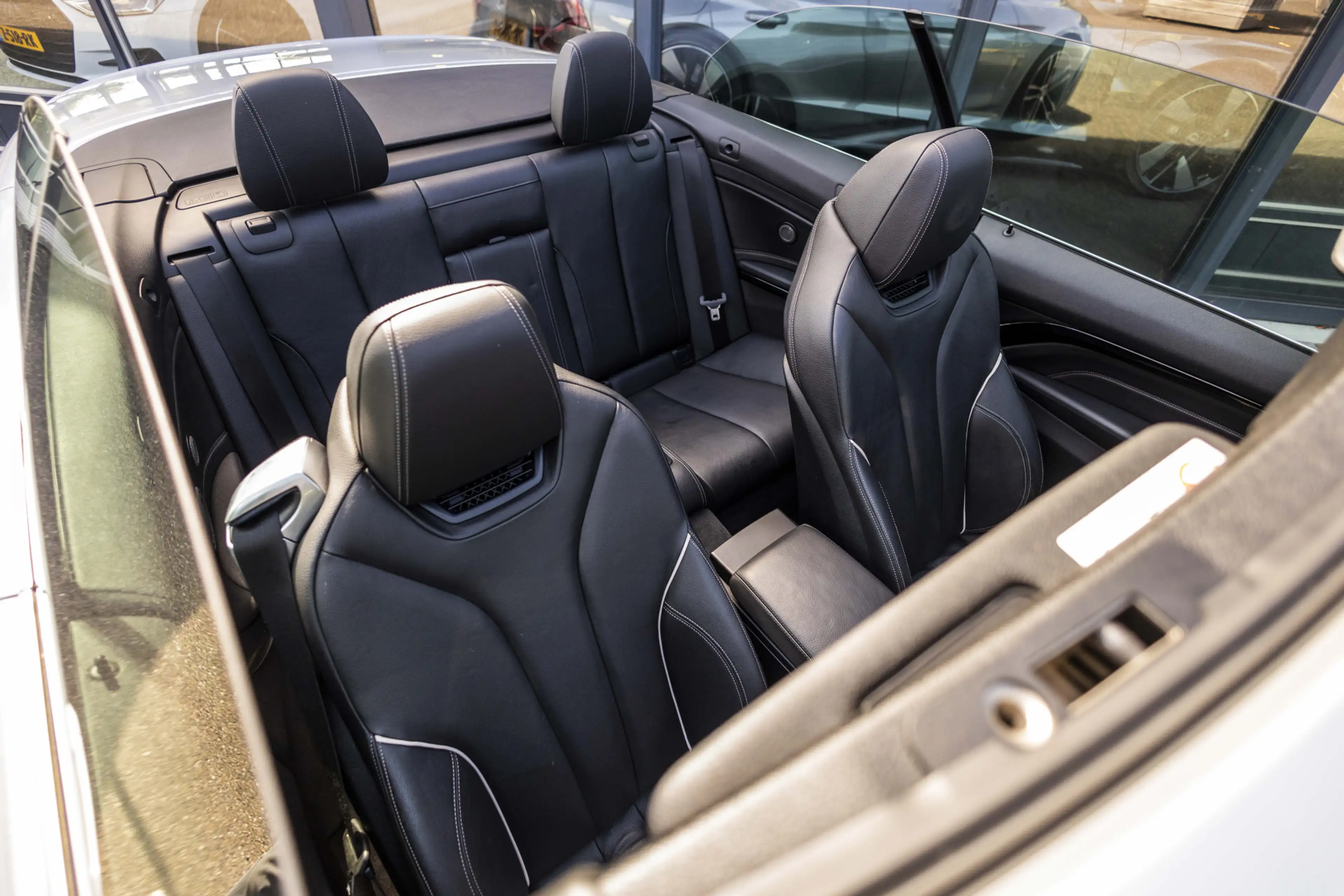 BMW 440 4-serie Cabrio 440i High Executive Wordt verwacht! — photo 14