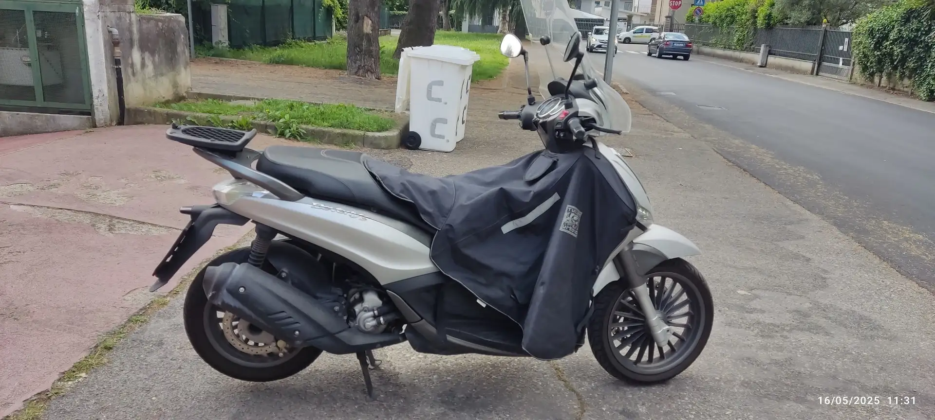 Piaggio Beverly 300 ABS - ASR Argintiu - 2