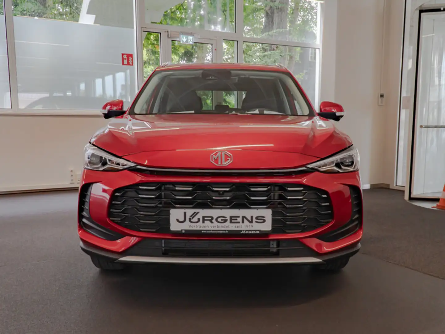 MG ZS 1.5 T Comfort MG 1.5 T Comfort 360+LED+Navi Červená - 2