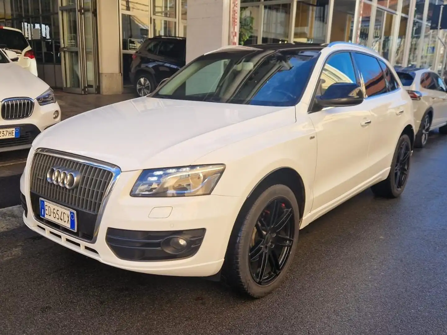 Audi Q5 Q5 I 2008 2.0 tdi quattro 170cv s-tronic dpf Wit - 1