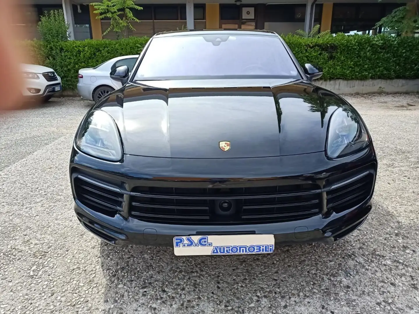 Porsche Cayenne 3.0 V6 Schwarz - 2